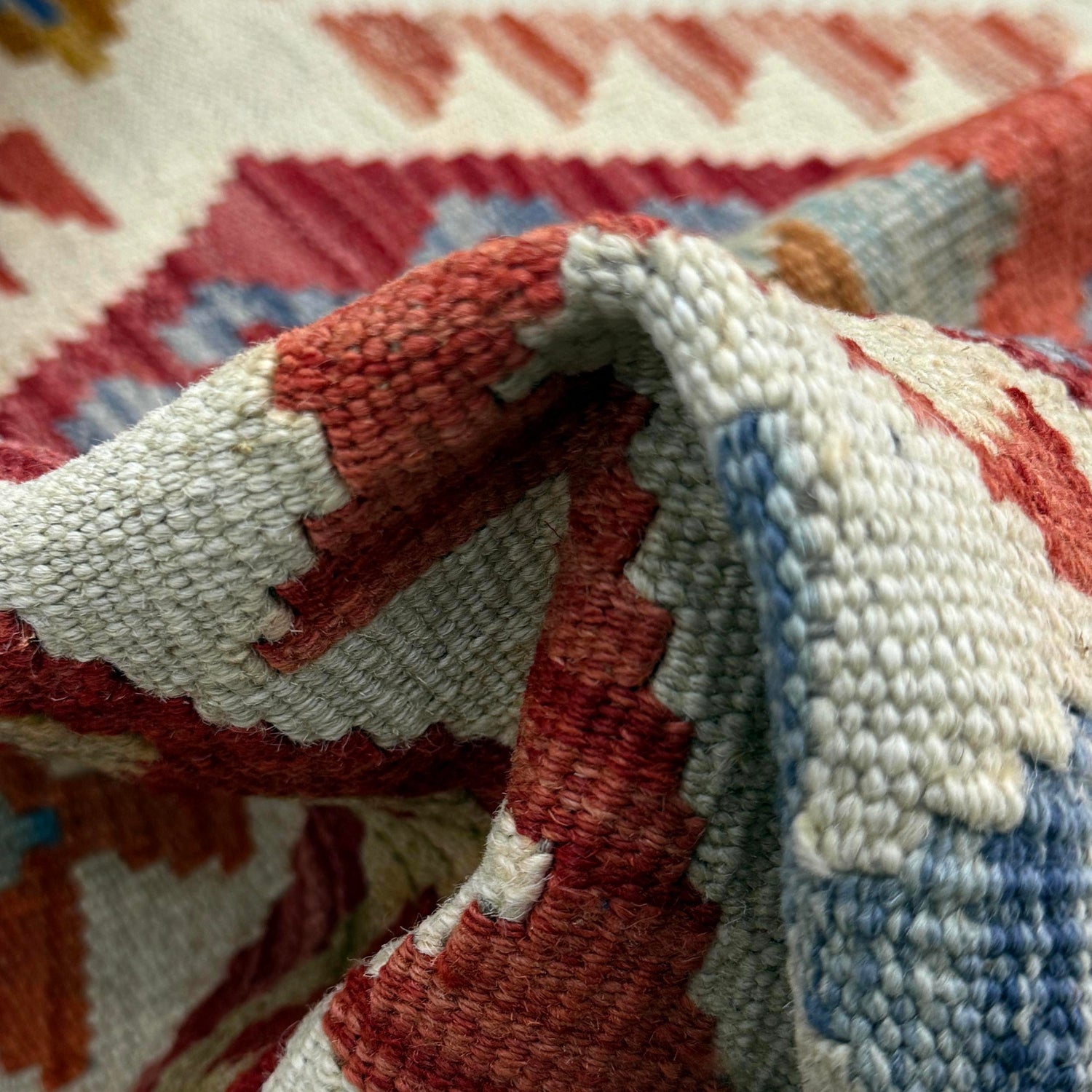 Handmade Vegetable Kilim 2' 10" x 4' 2" (ft) - No. R38343