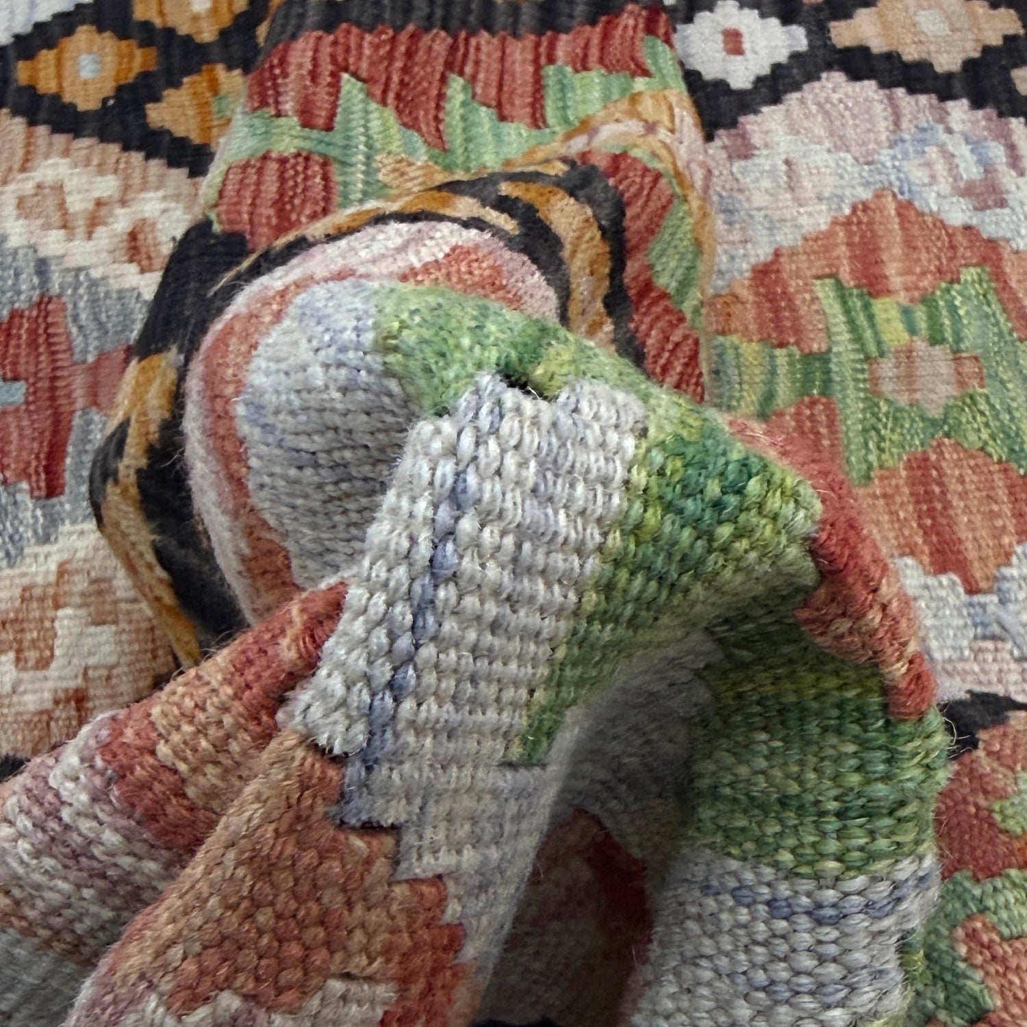 Handmade Vegetable Kilim 4' 9" x 6' 0" (ft) - No. R38349