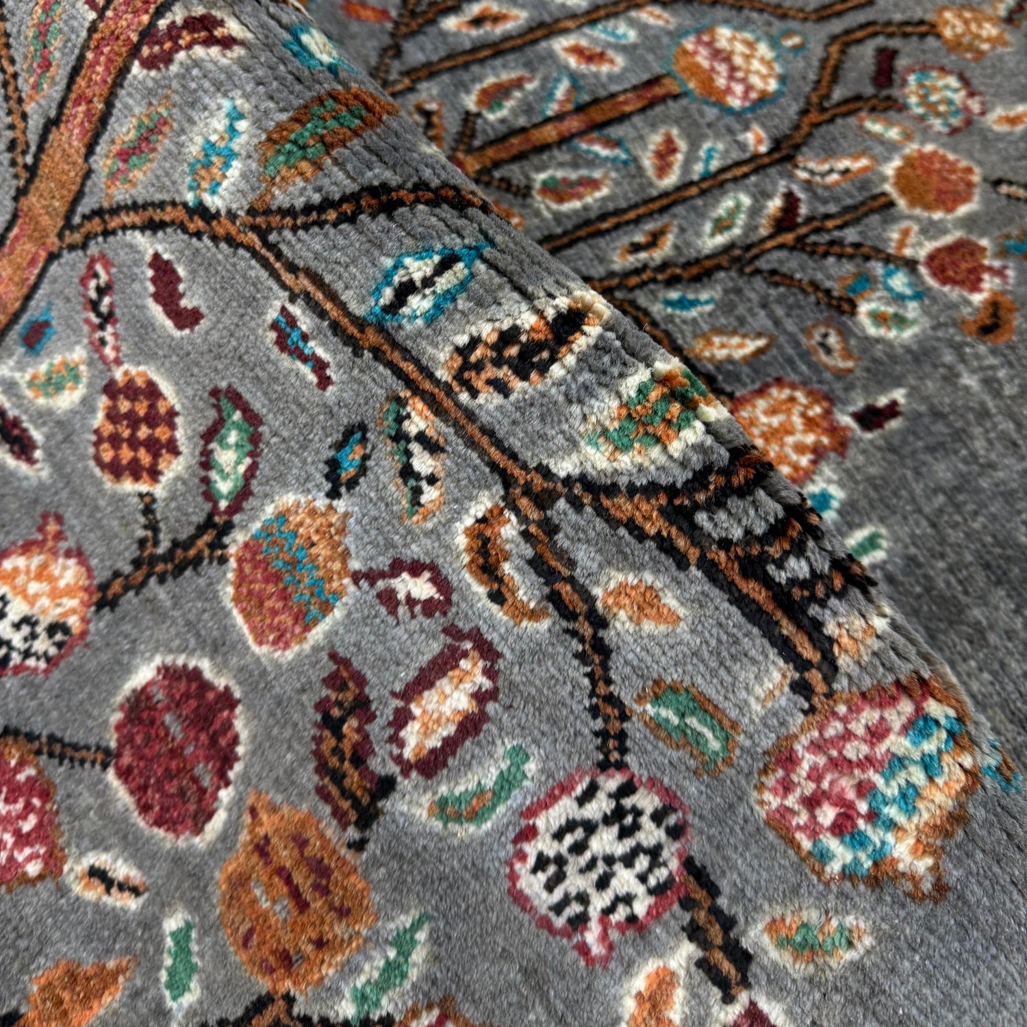Tree of Life Qaleen 3' 5" x 5' 2" (ft) - No. R38794