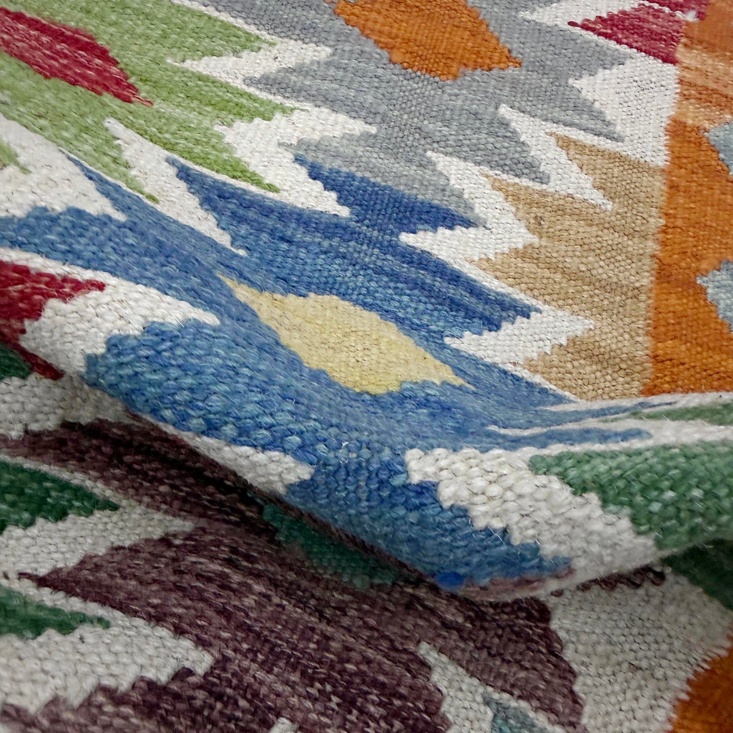 Handmade Vegetable Kilim 2' 7" x 4' 1" (ft) - No. R38977