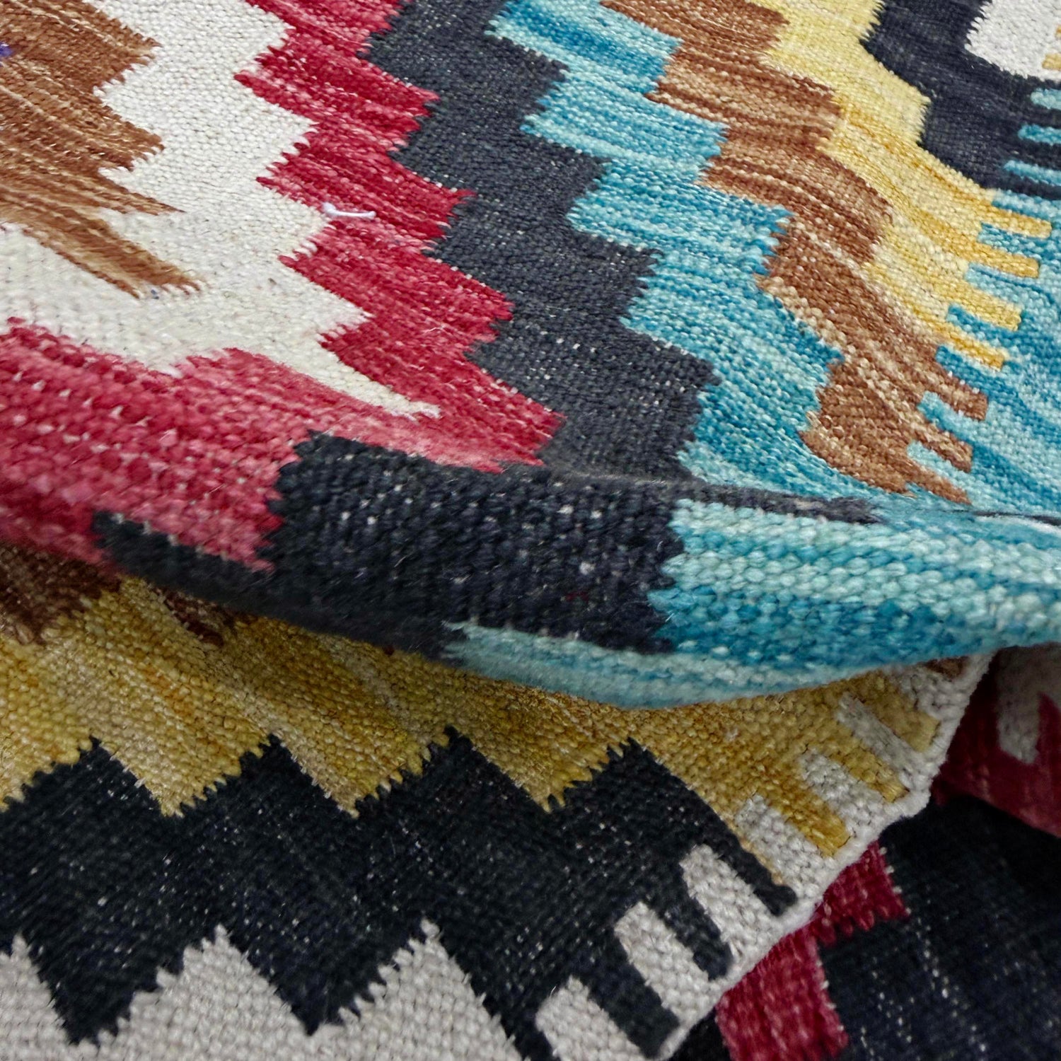Handmade Vegetable Kilim 3' 10" x 5' 1" (ft) - No. R38983