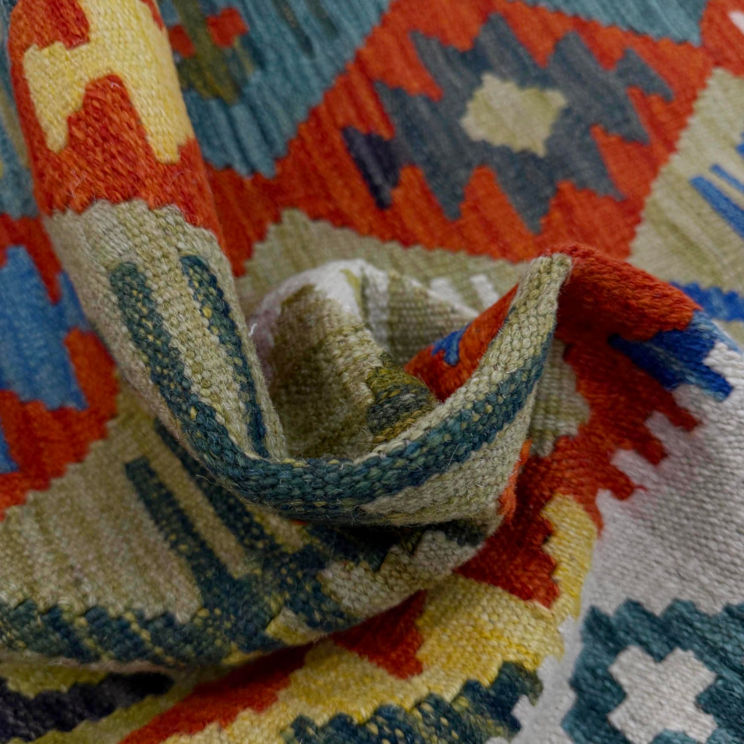 Handmade Vegetable Kilim 5' 1" x 6' 10" (ft) - No. R39030