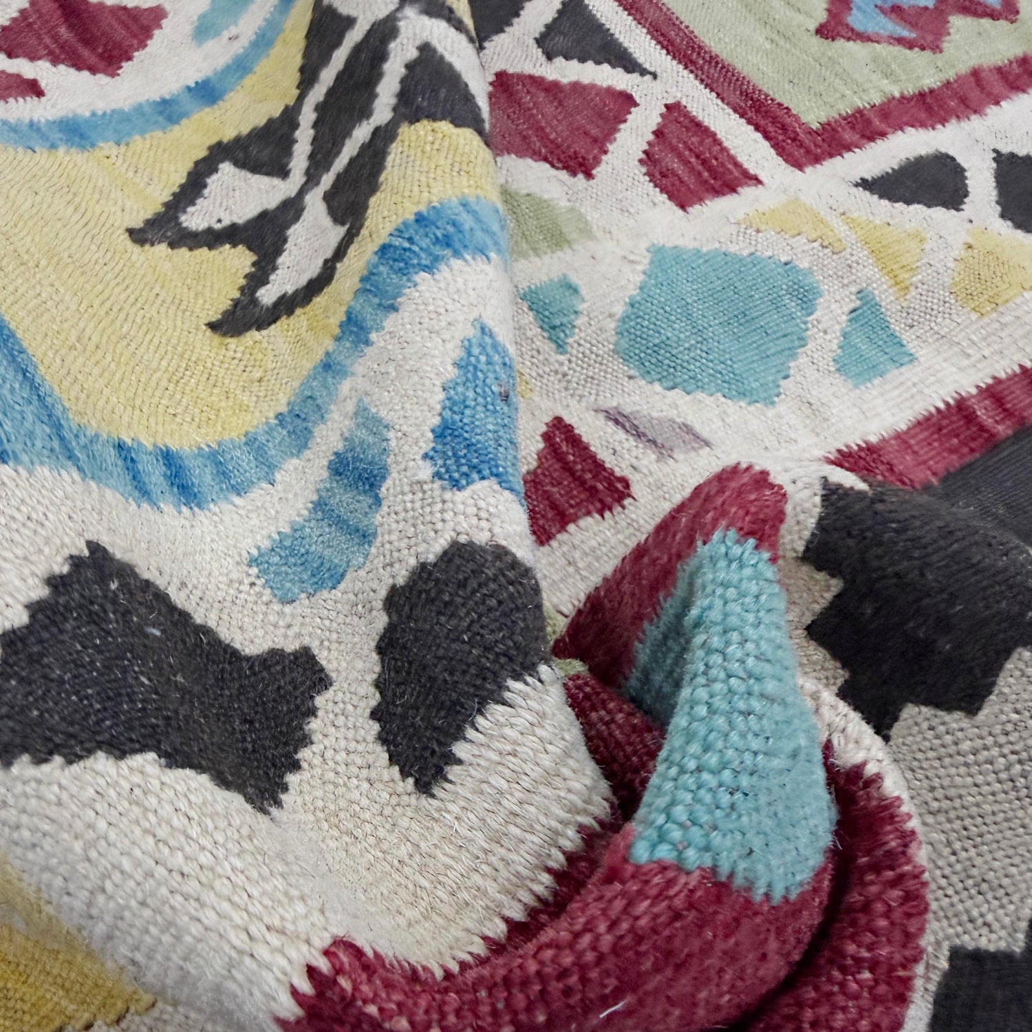 Handmade Vegetable Kilim 5' 6" x 8' 10" (ft) - No. R39070