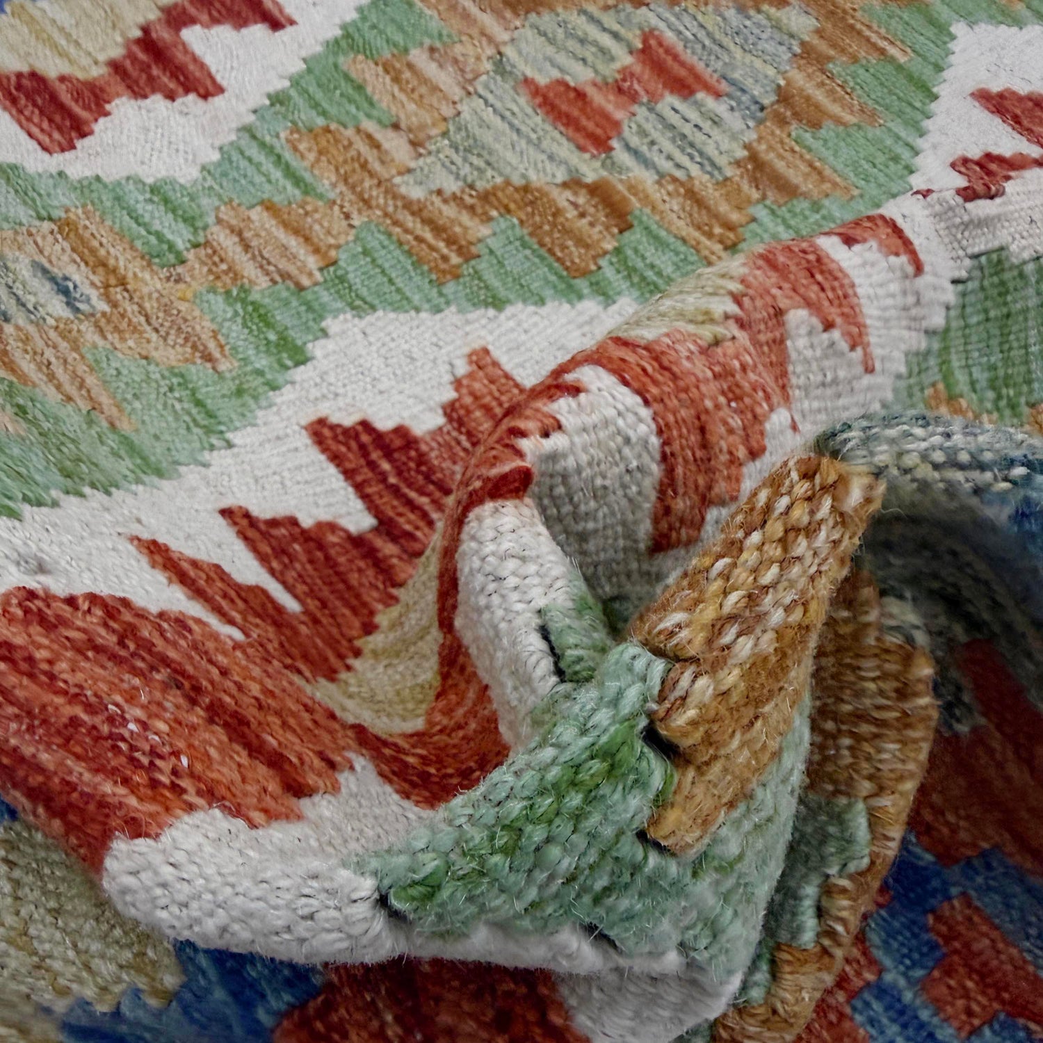Handmade Vegetable Kelim 5' 0" x 5' 7" (ft) - No. R39077
