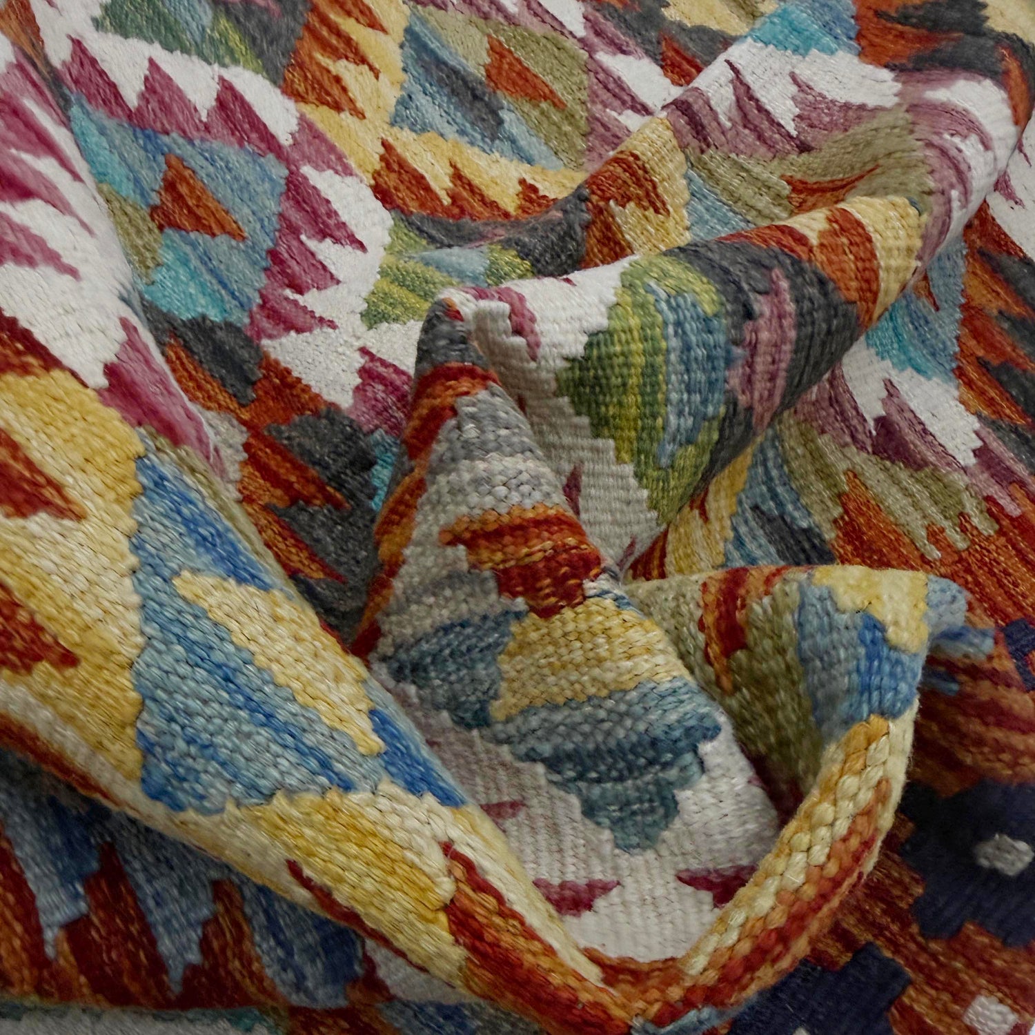 Handmade Vegetable Kilim 5' 11" x 8' 1" (ft) - No. R39079