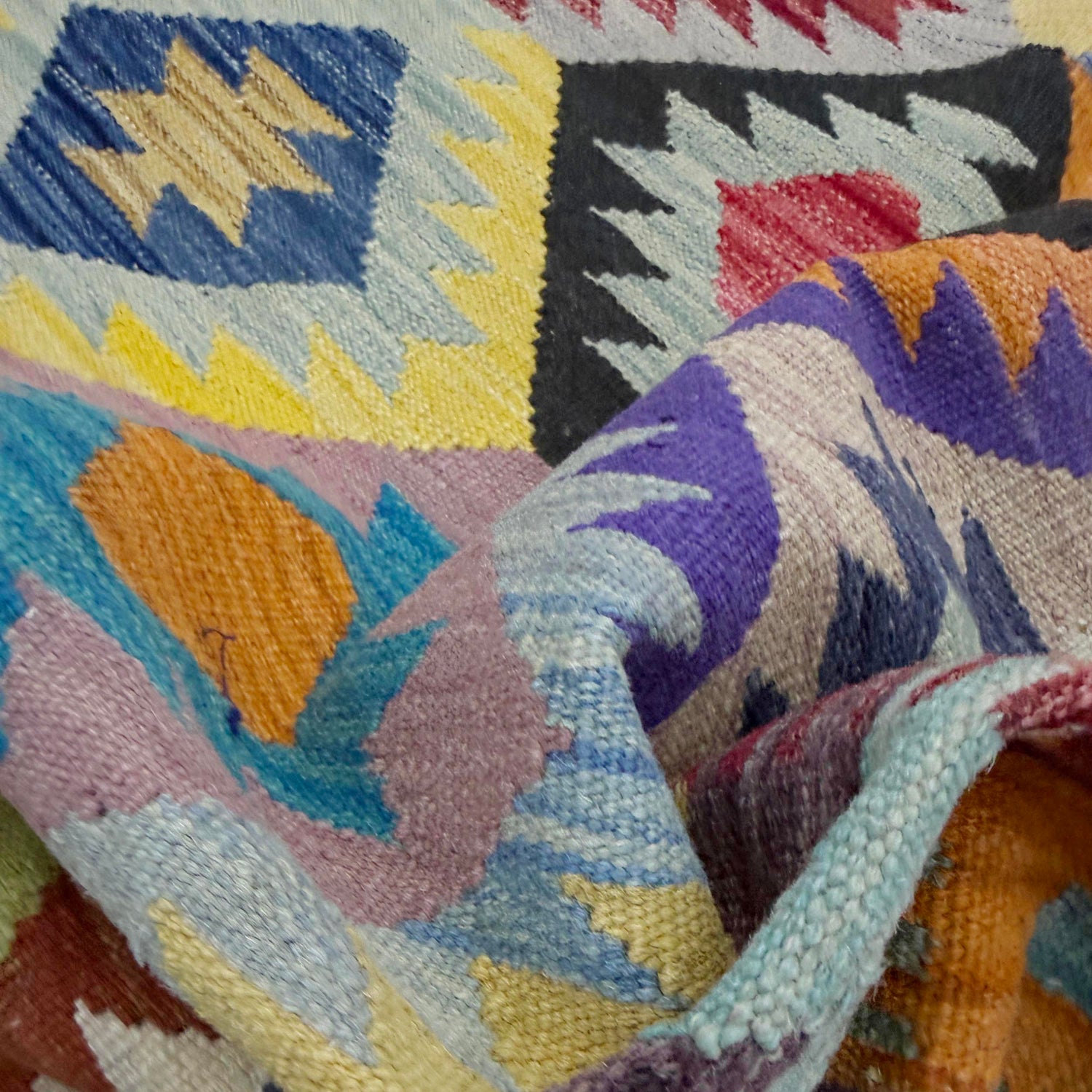 Handmade Vegetable Kilim 5' 3" x 6' 9" (ft) - No. R39083