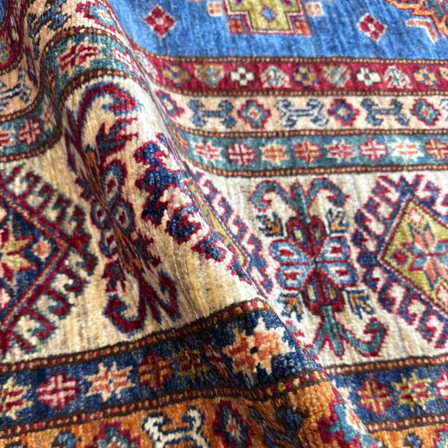 Fine Kazak Carpet 8' 3" x 10' 1" (ft) - No. R39639