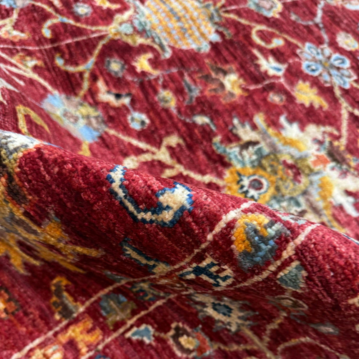 Luxury Sultani Carpet 4' 0" x 6' 0" (ft) - No. R39642