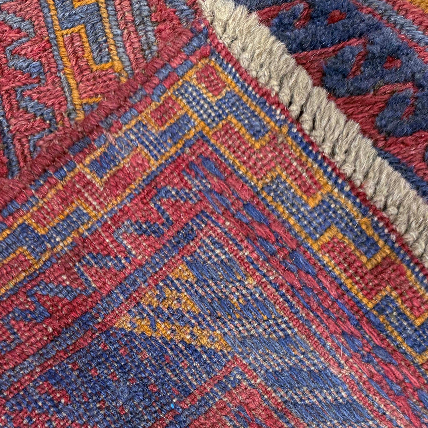Red Mashwani Carpet 4' 10" x 5' 11" (ft) - No. R39734