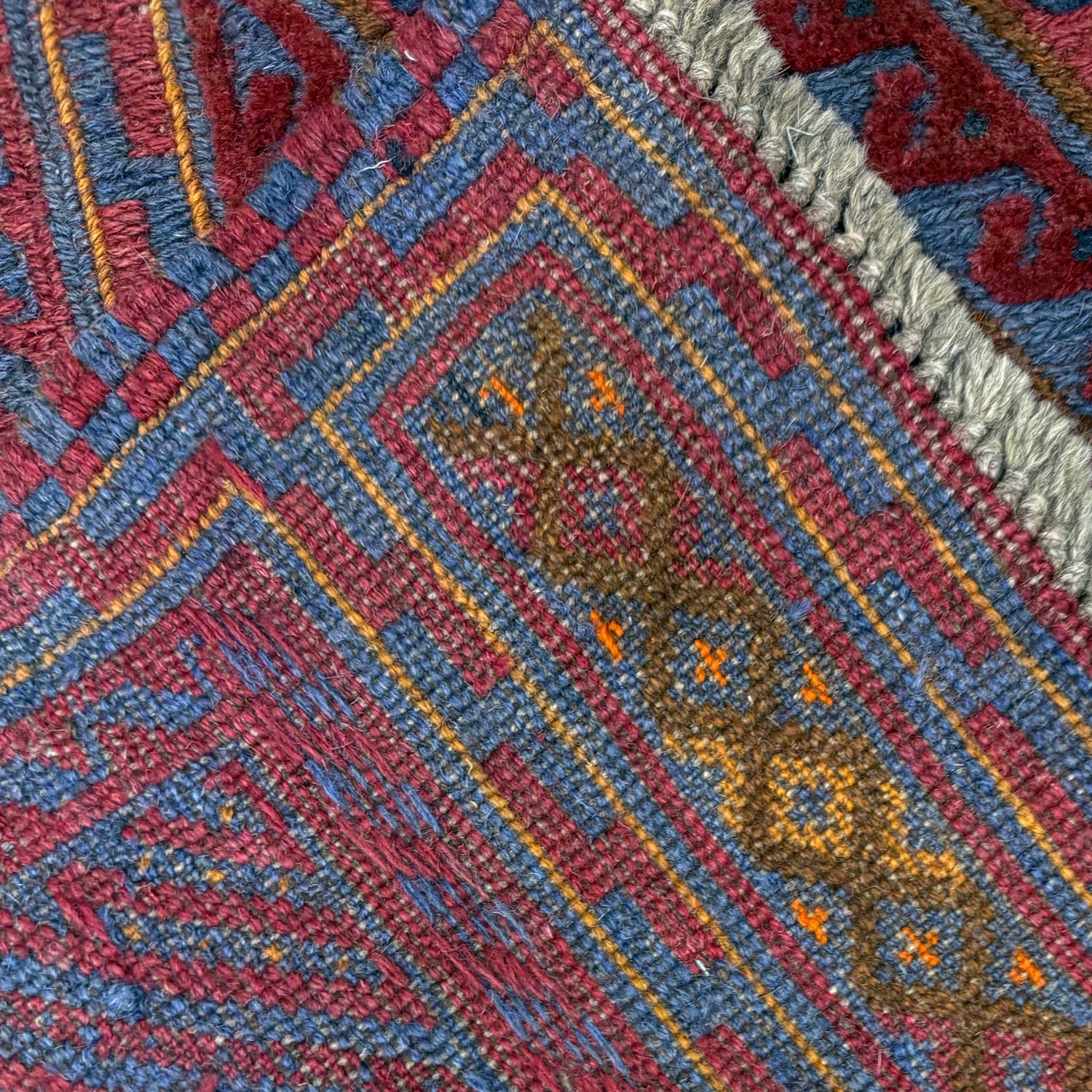 Red Color Mashwani Carpet 4' 10" x 6' 2" (ft) - No. R39740