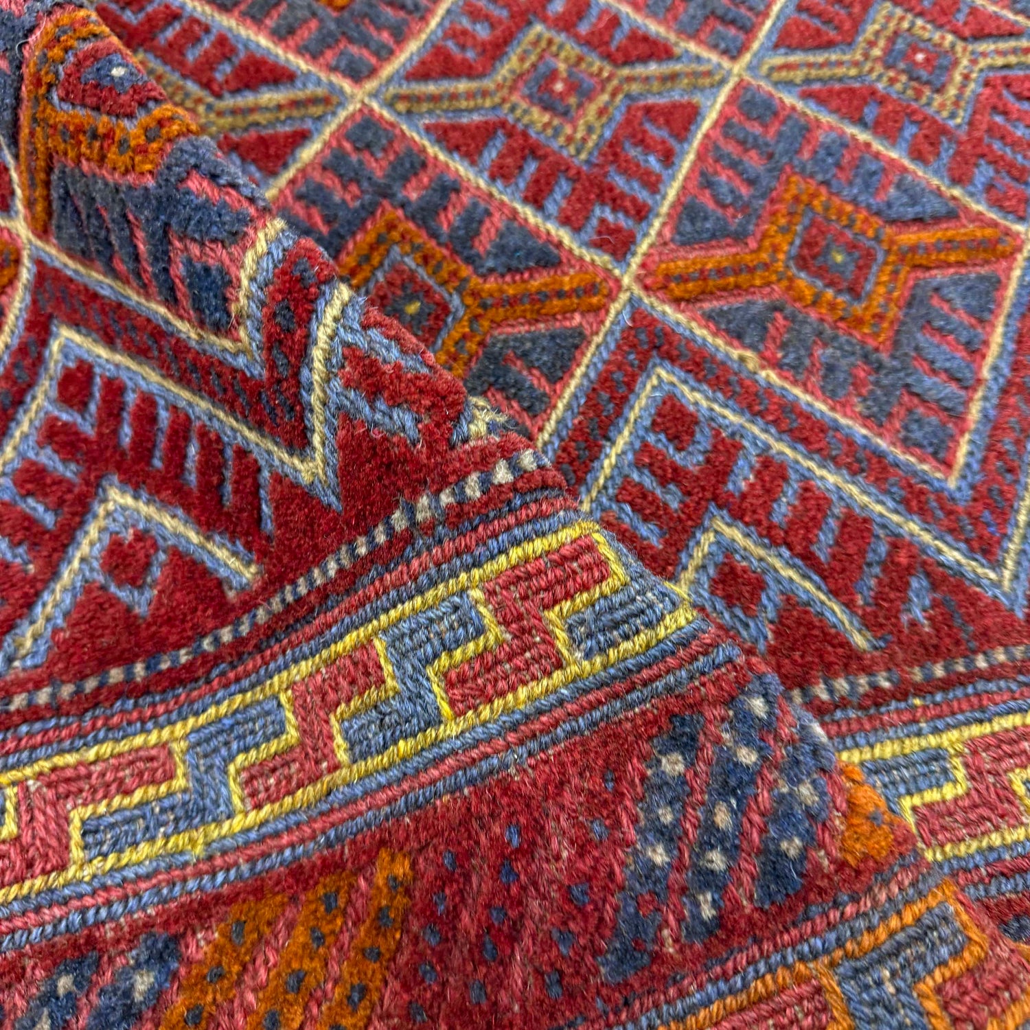 Red Color Mashwani Qaleen 5' 1" x 6' 3" (ft) - No. R39746