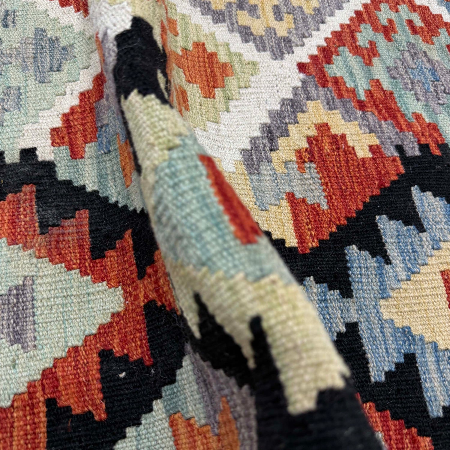 Handmade Vegetable Kilim 5' 11" x 7' 10" (ft) - No. R39779