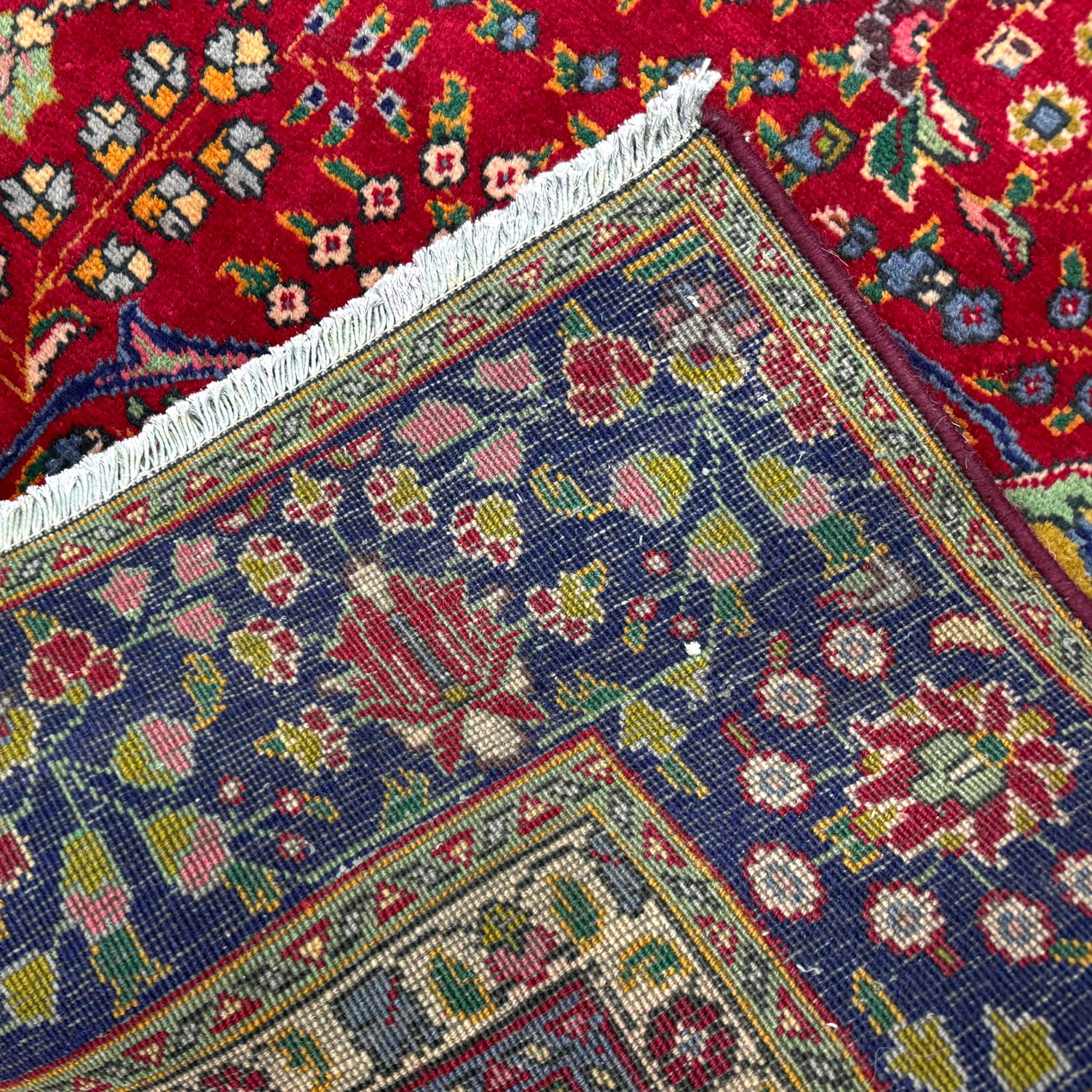 Hand Made Persian Design Heriz Carpet 6' 2" x 8' 2" (ft) - No. R39871