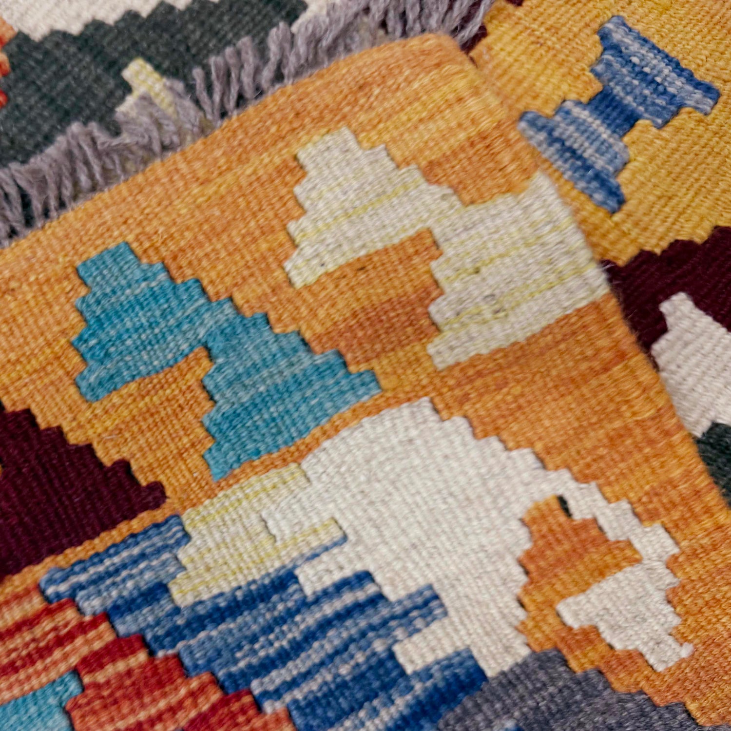 Handmade Vegetable Kilim 3' 8" x 5' 2" (ft) - No. R39900