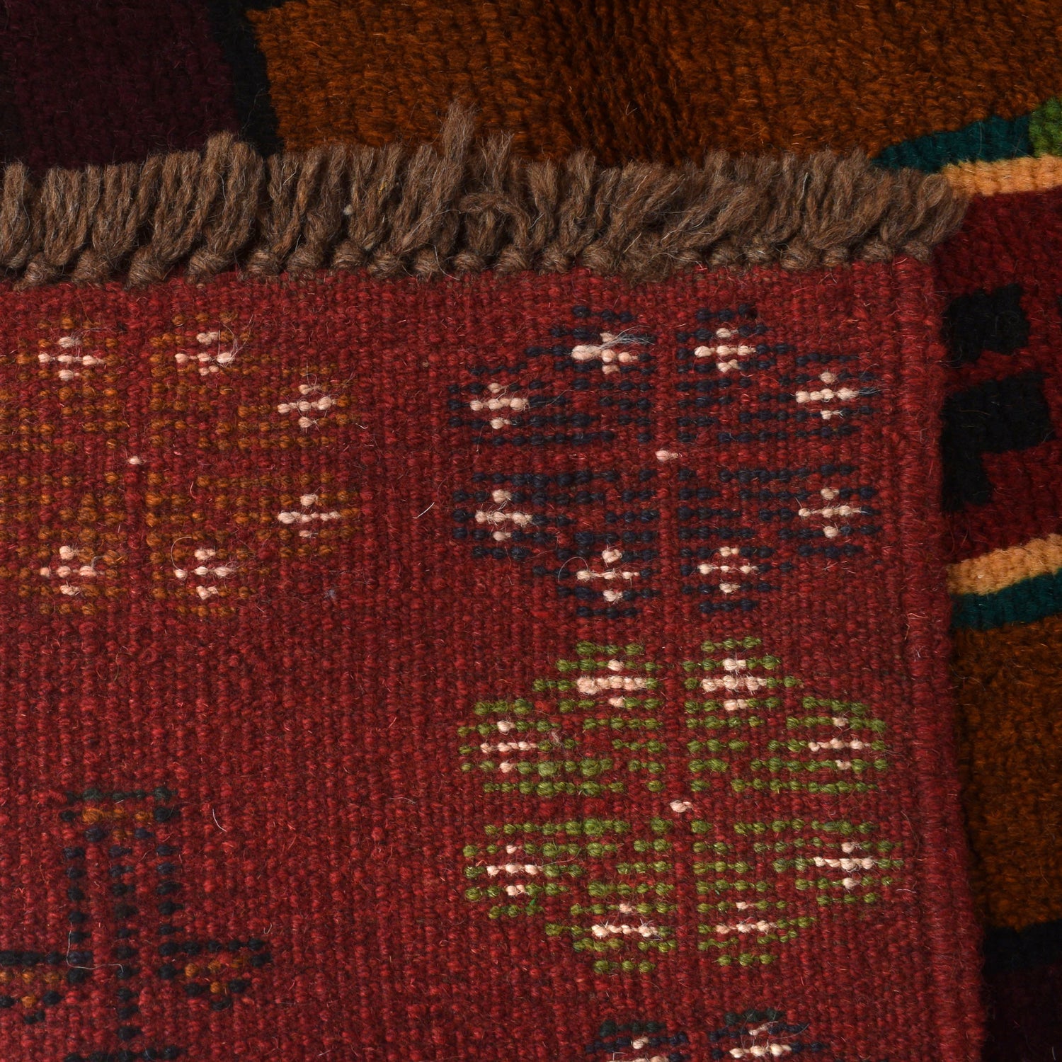 Maroon Color Baluchi Rug 4' x 6' 6" (ft) - No. W27280