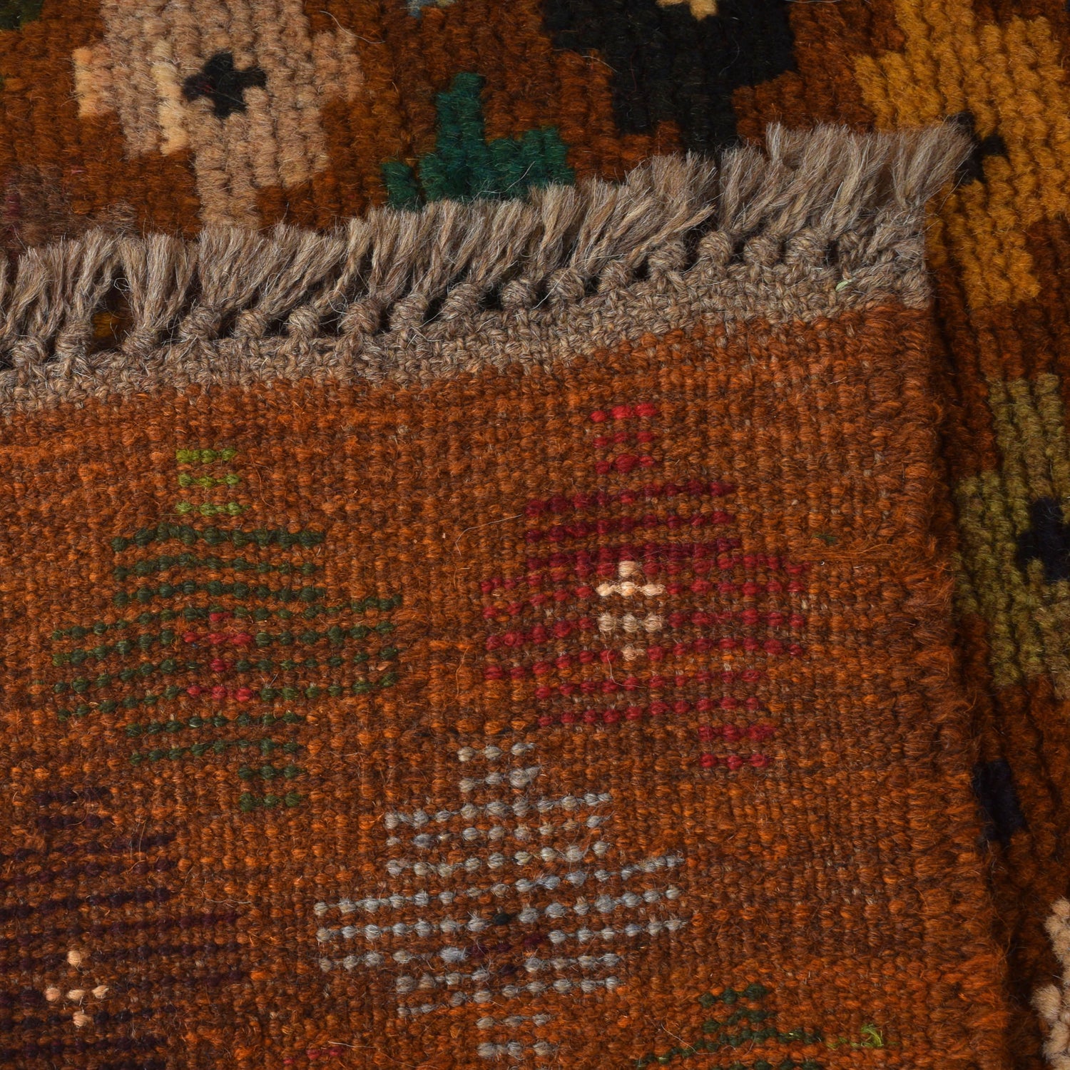 Traditional Baloch Rug 3' 10" x 6' 4" (ft) - No. W27323