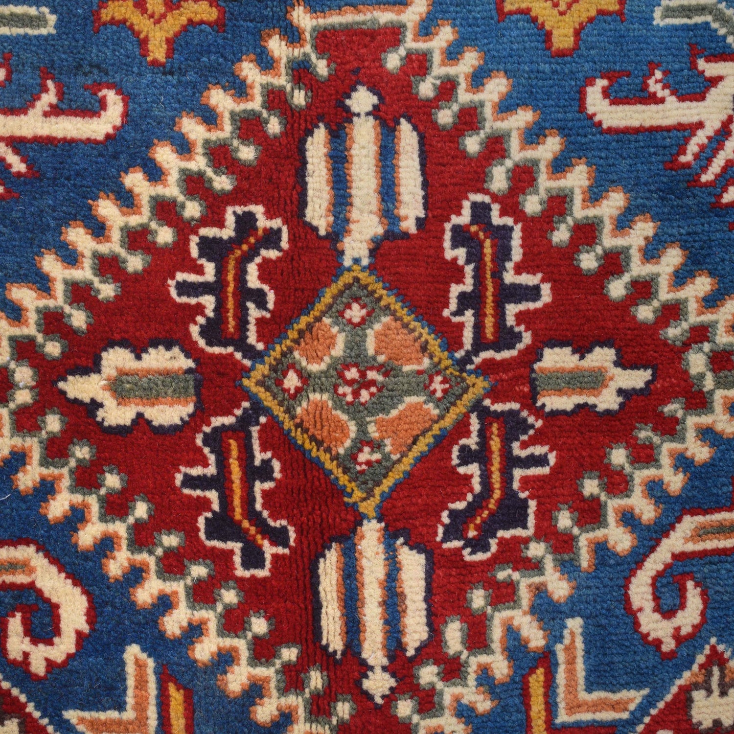 Oriental Kazak Carpet 3' 11" x 5' 11" (ft) - No. W30744