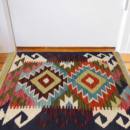 Handmade Vegetable Kilim 2' 2" x 2' 10" (ft) - No. W30777