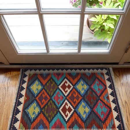 Handmade Vegetable Kilim 2' 0" x 2' 9" (ft) - No. W30794