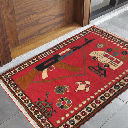 War Rug 2' 0" x 3' 2" (ft) - No. W31102
