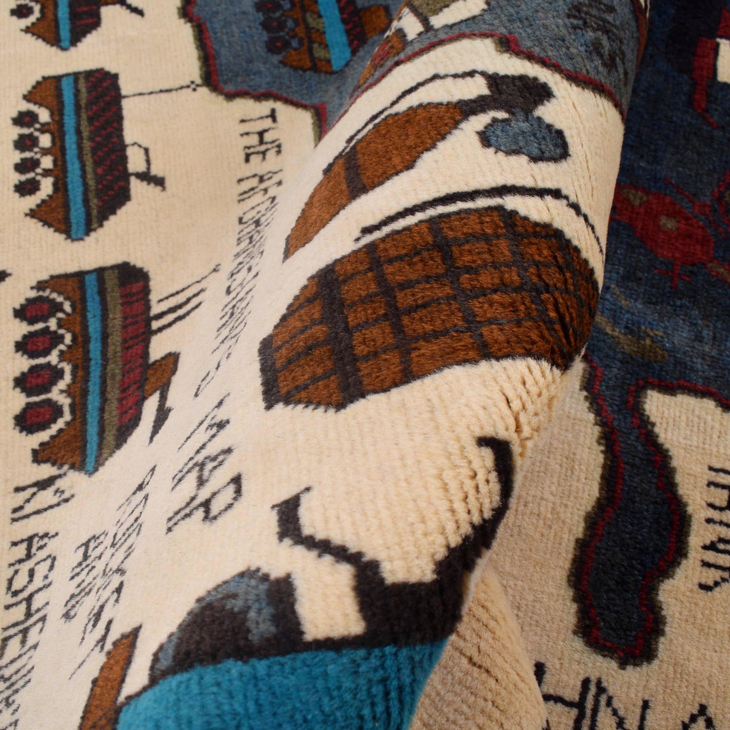 Handmade War Rug 2' 8" x 4' 2" (ft) - No. W31154