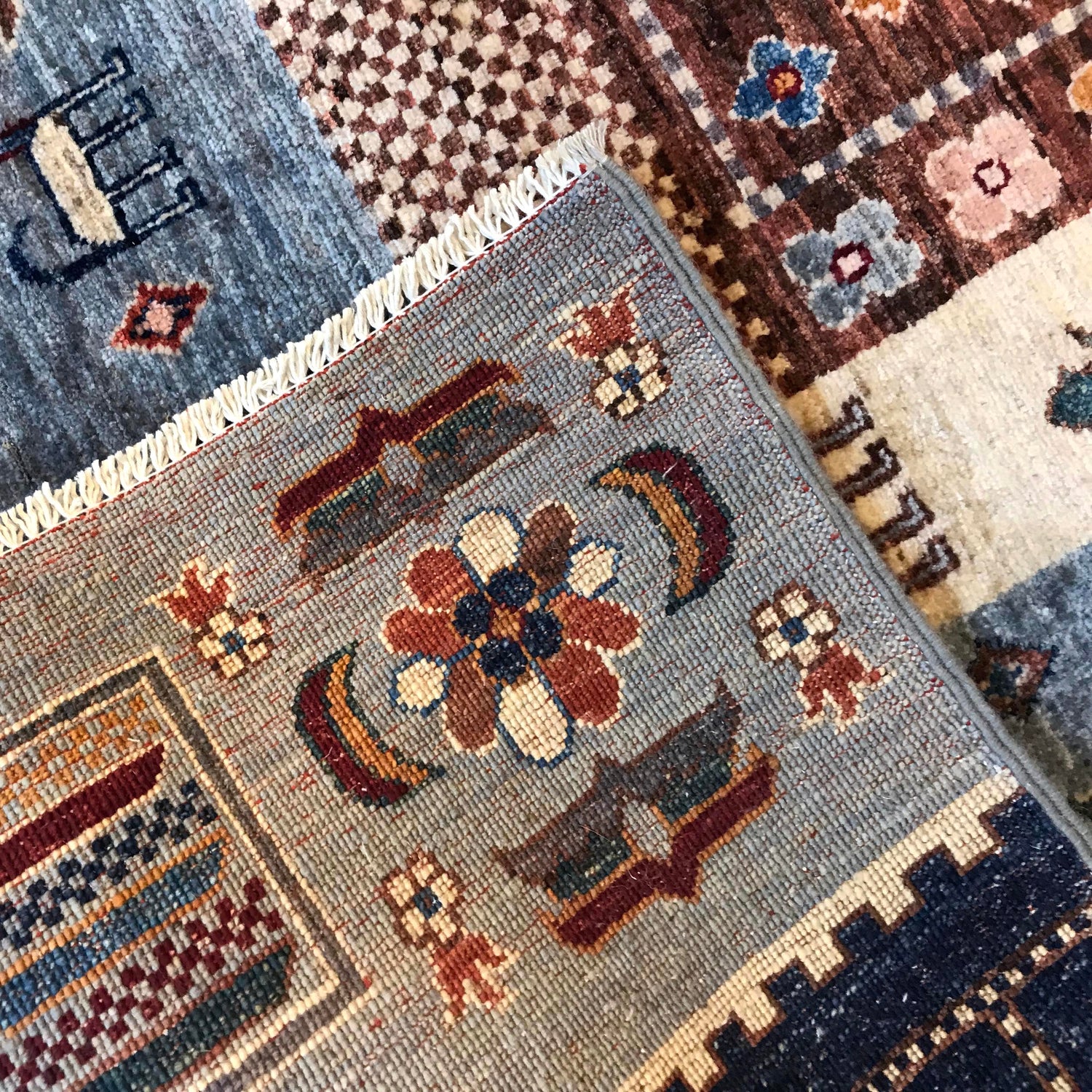 Persian Style Shikargah Carpet 5' 8" x 7' 10" (ft) - No. W34041