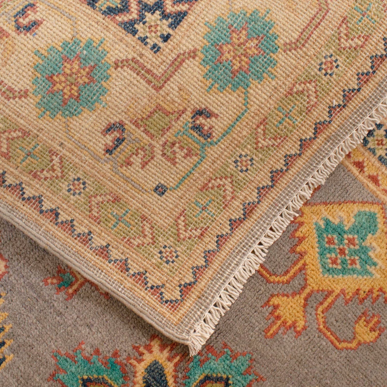 Oriental Kazak Rug 4' 0" x 5' 8" (ft) - No. W34070