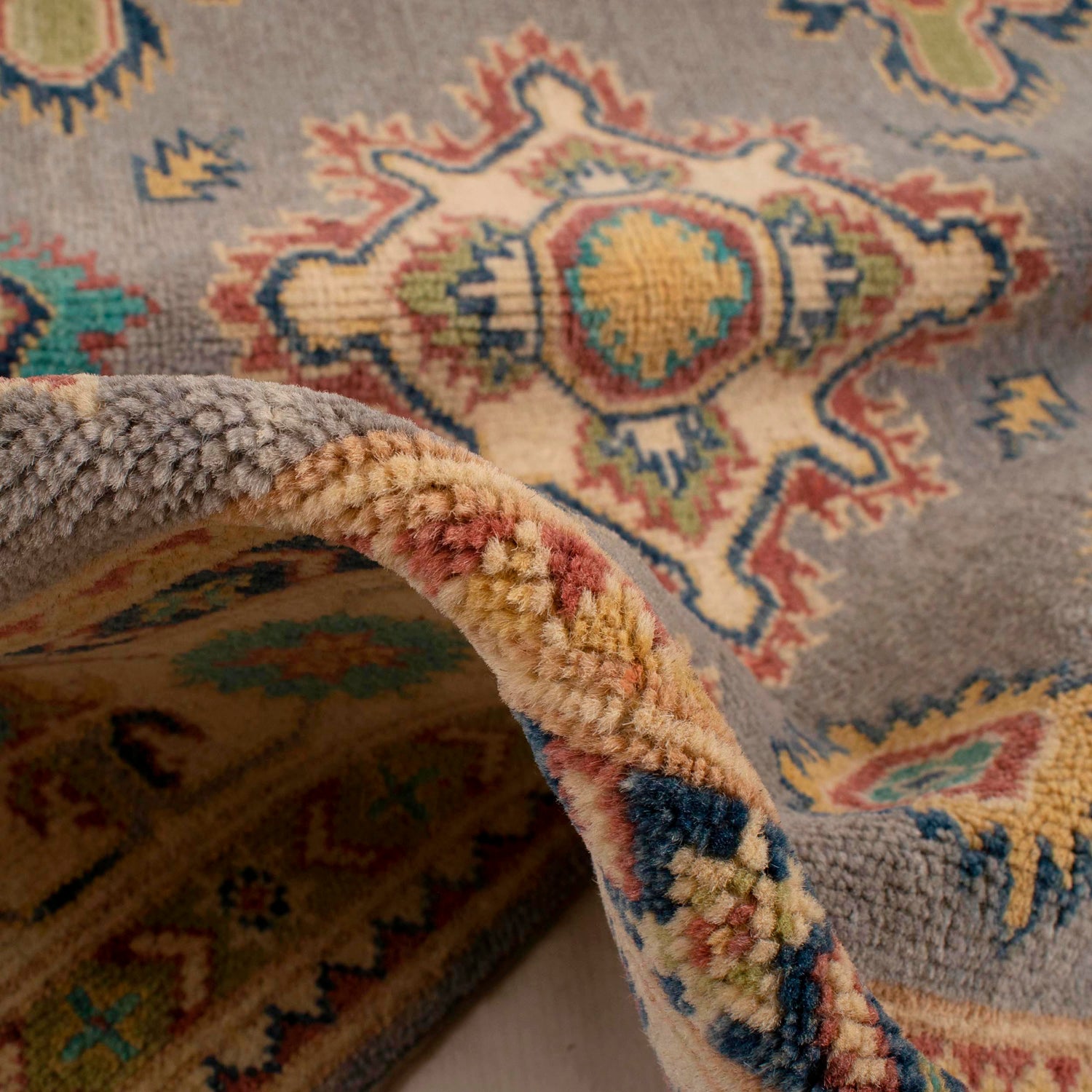 Oriental Kazak Rug 4' 0" x 5' 8" (ft) - No. W34070