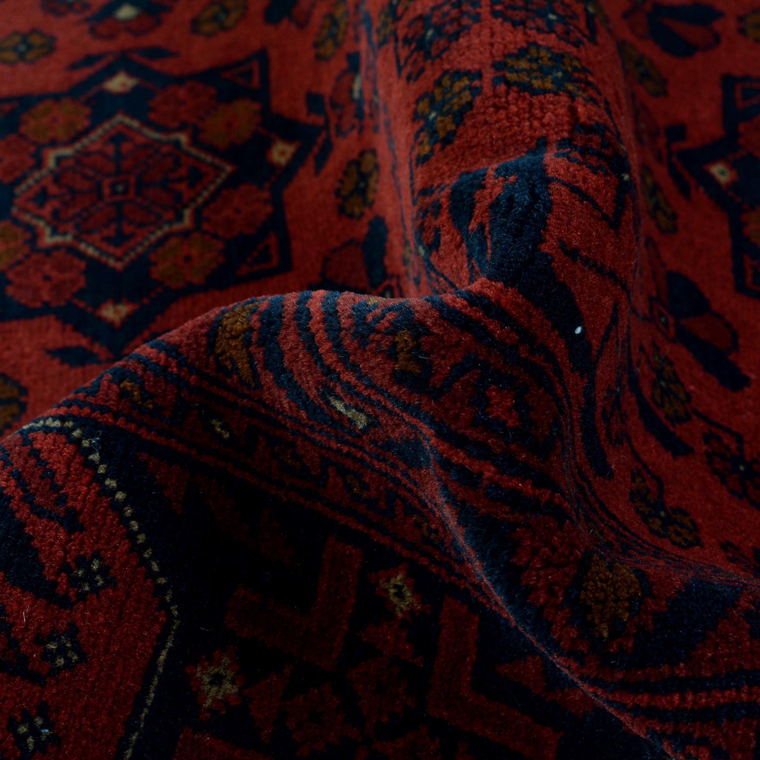 Deep Red Khal Mohammadi Rug 3' 5" x 5' 3" (ft) - No. W34100