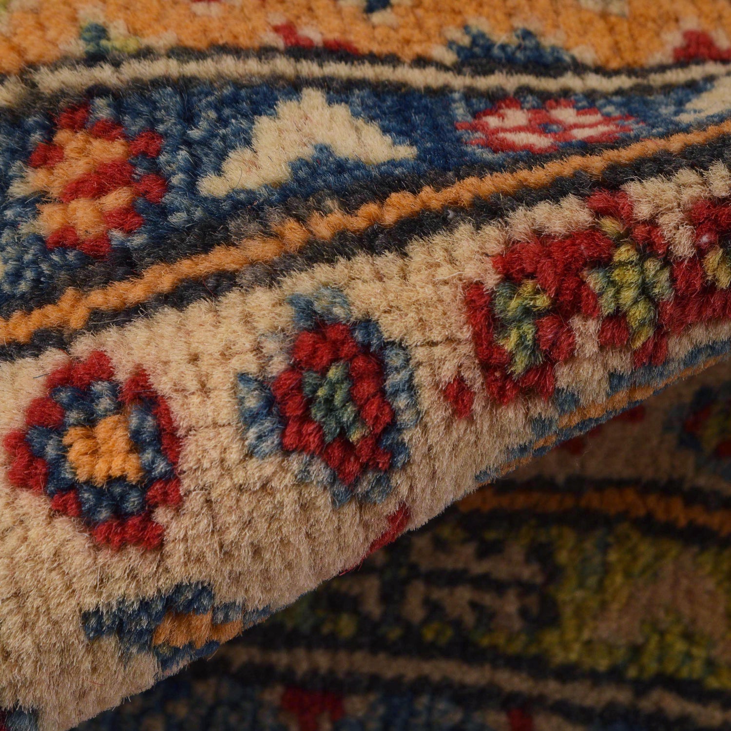 Oriental Kazak Rug 3' 3" x 4' 9" (ft)- No. W34115