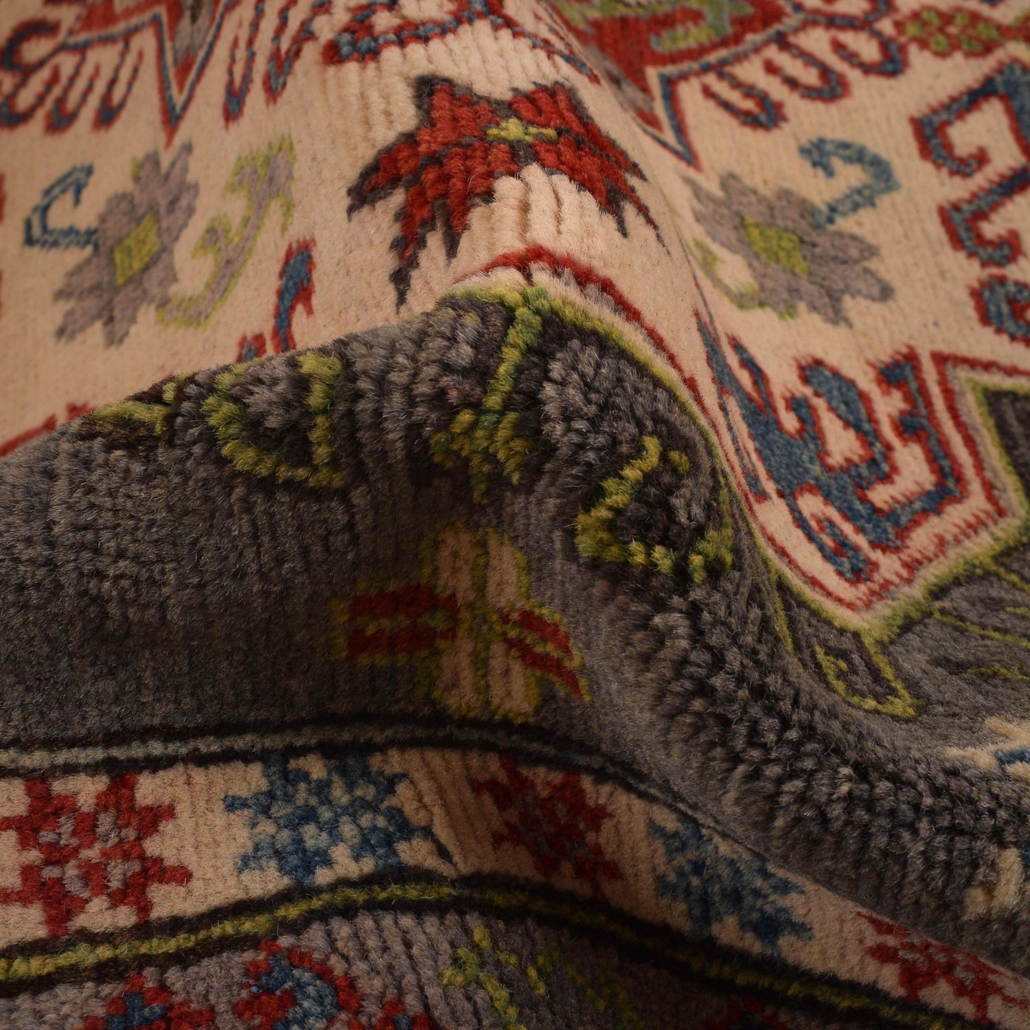 Hand Knotted Kazak Rug 3' 11" x 6' 0" (ft) - No. W34119