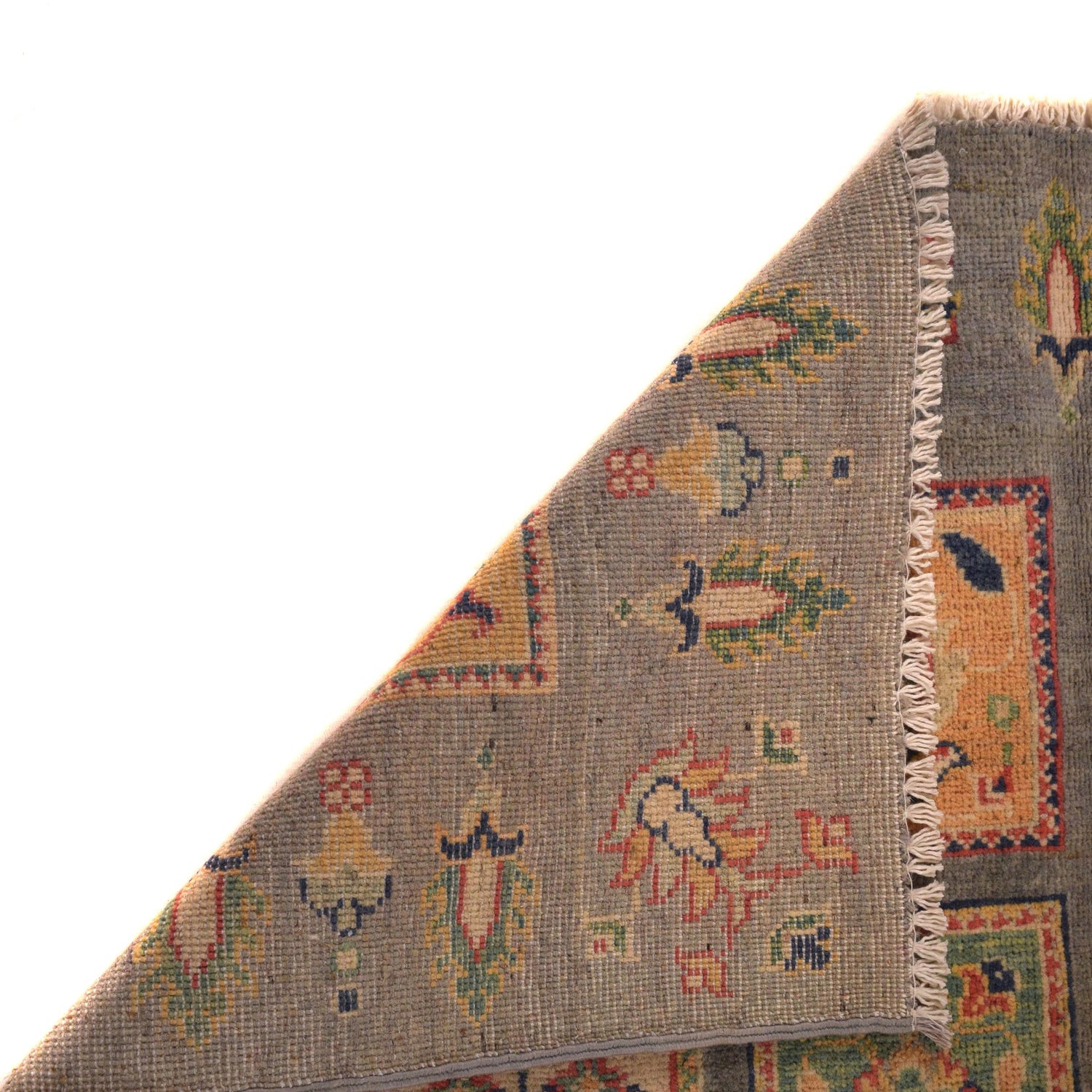 Hand Knotted Bakhtiar Carpet 3' 11" x 5' 10" (ft) - No. W34132