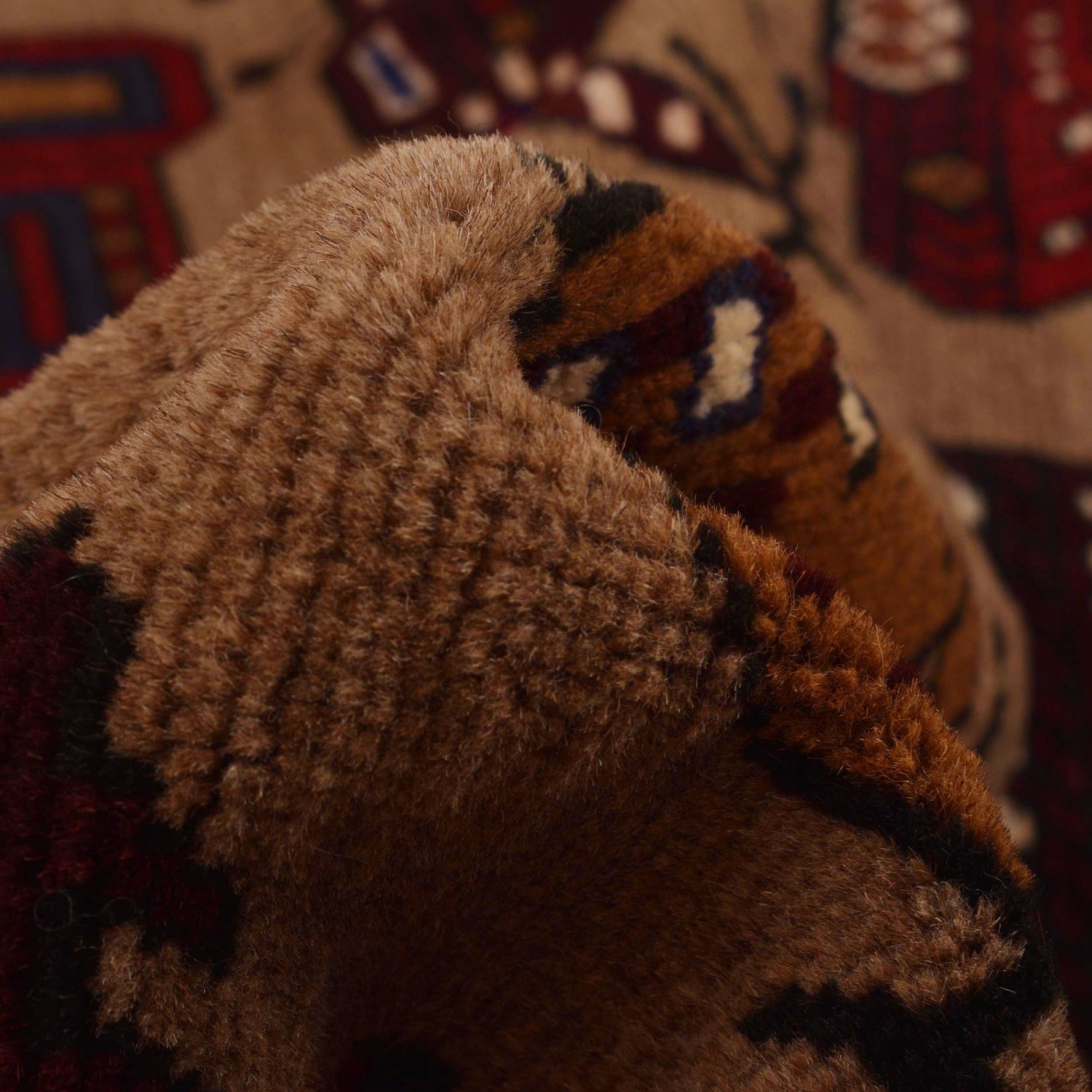 Handmade War Rug 4' 6" x 6' 1" (ft) - No. W34204