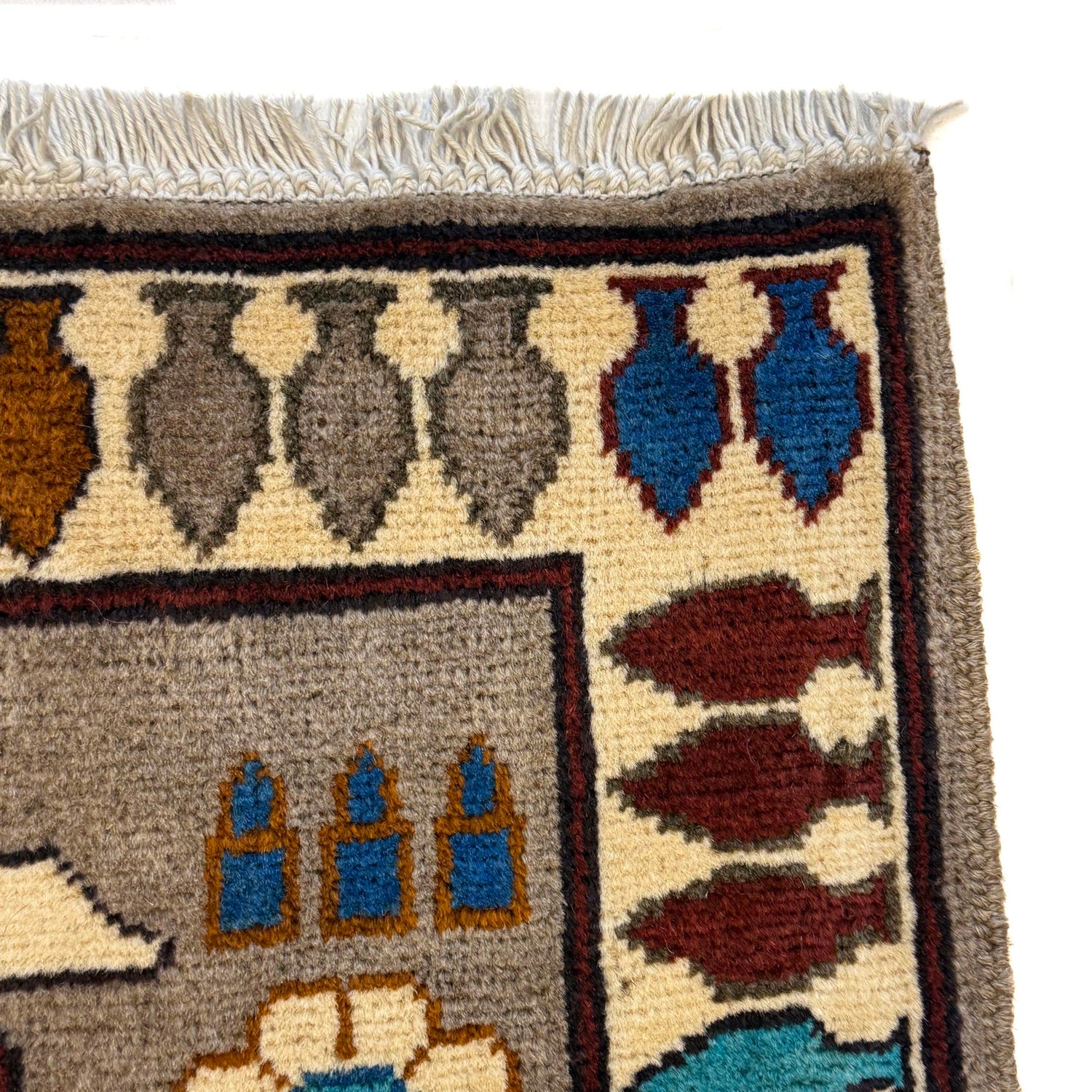 Grey Color War Rug 2' 10" x 4' 0" (ft) - No. W36558