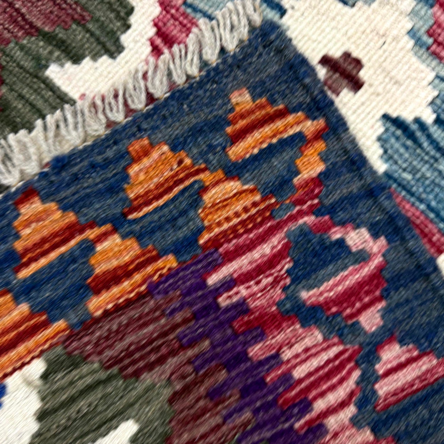 Handmade Vegetable Kilim 2' 5" x 3' 10" (ft) - No. W38223