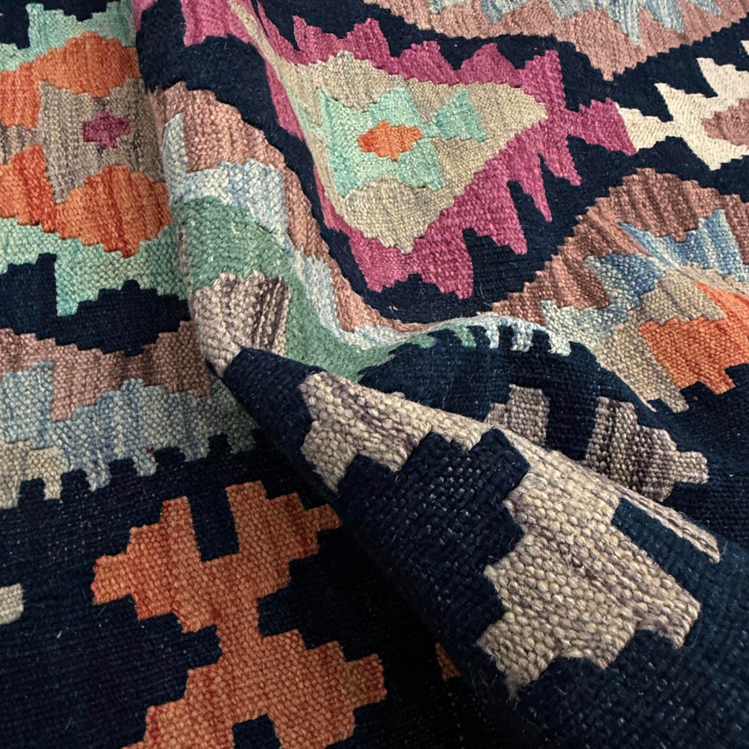 Handmade Vegetable Kilim 6' 6" x 9' 11" (ft) - No. W38230