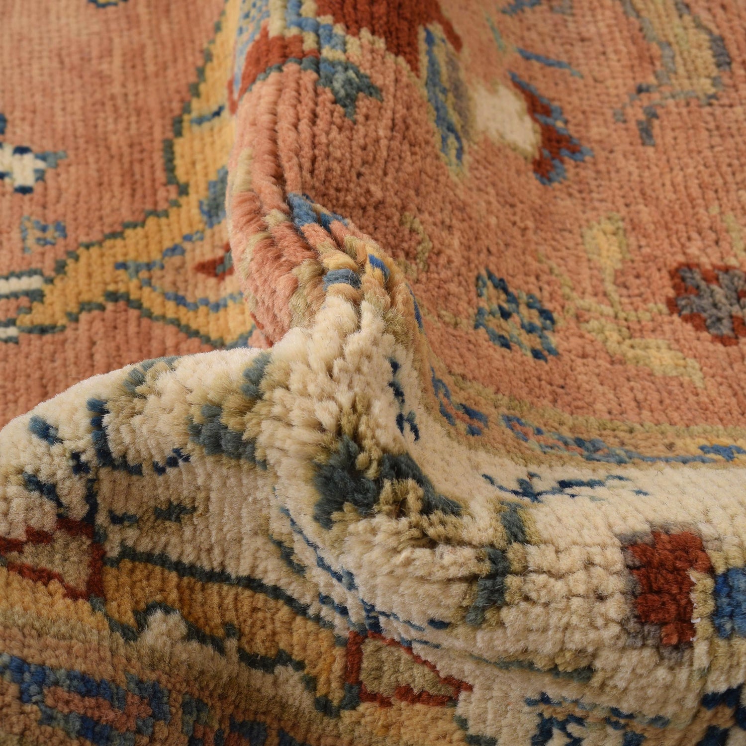 Handmade Pictorial Rug 4' 4" x 5' 10" (ft)- No. Y33033