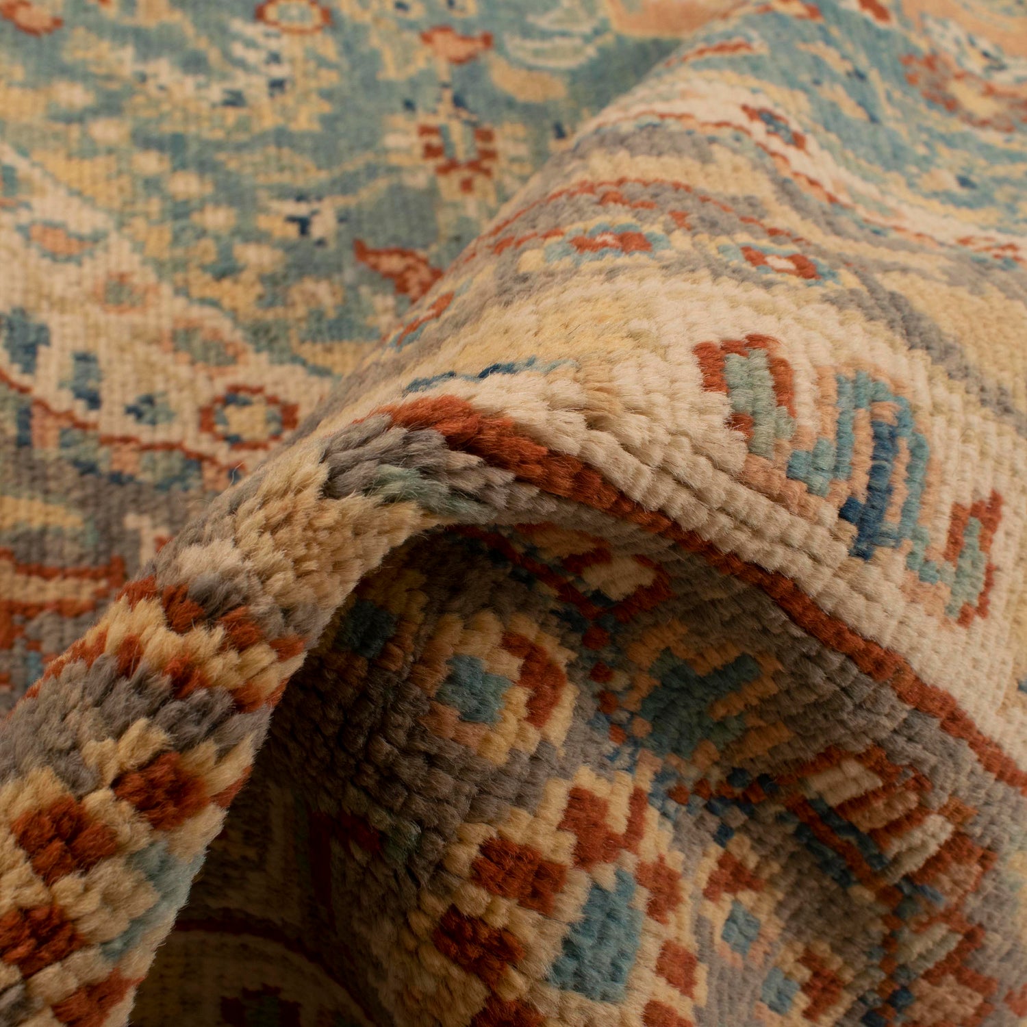 Hand Made Persian Design Heriz Rug 6' 8" x 9' 9" (ft) - No. Y33037