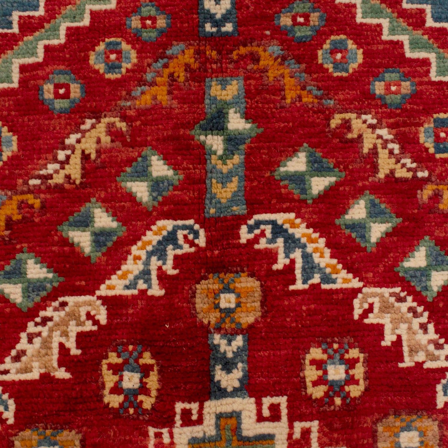 Persian Shirazi Design Rug 5' 5" x 7' 8" (ft) - No. Y33039