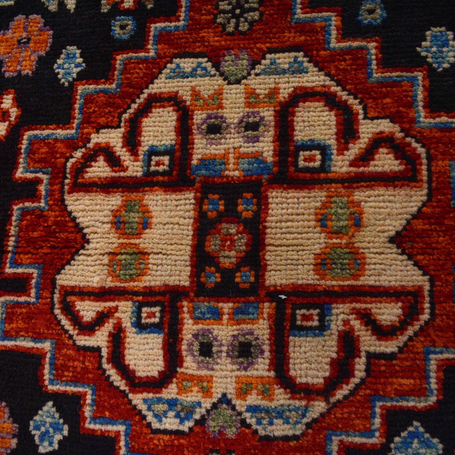 Hand Knotted Sherazi Rug 6' 7" x 9' 8" (ft) - No. Y35652