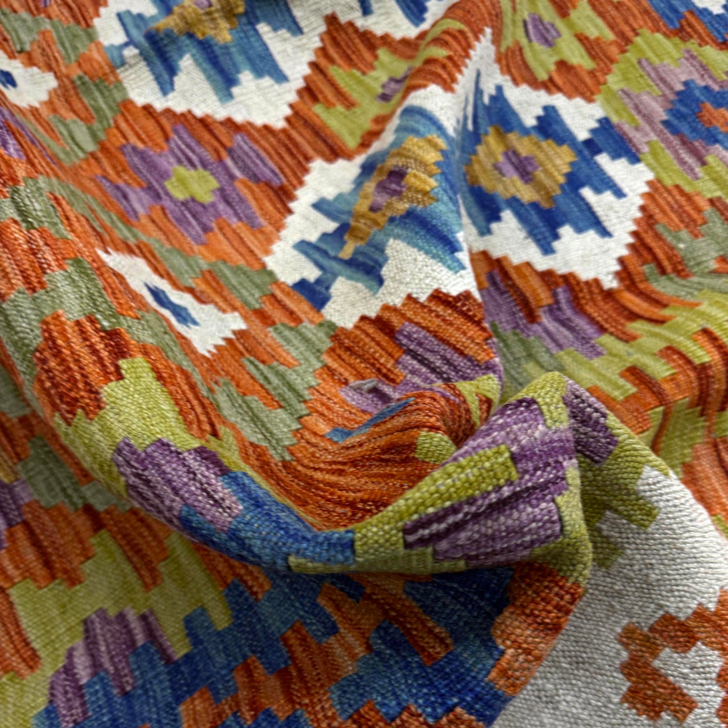 Handmade Vegetable Kilim 5' 8" x 7' 9" (ft) - No. Y39329