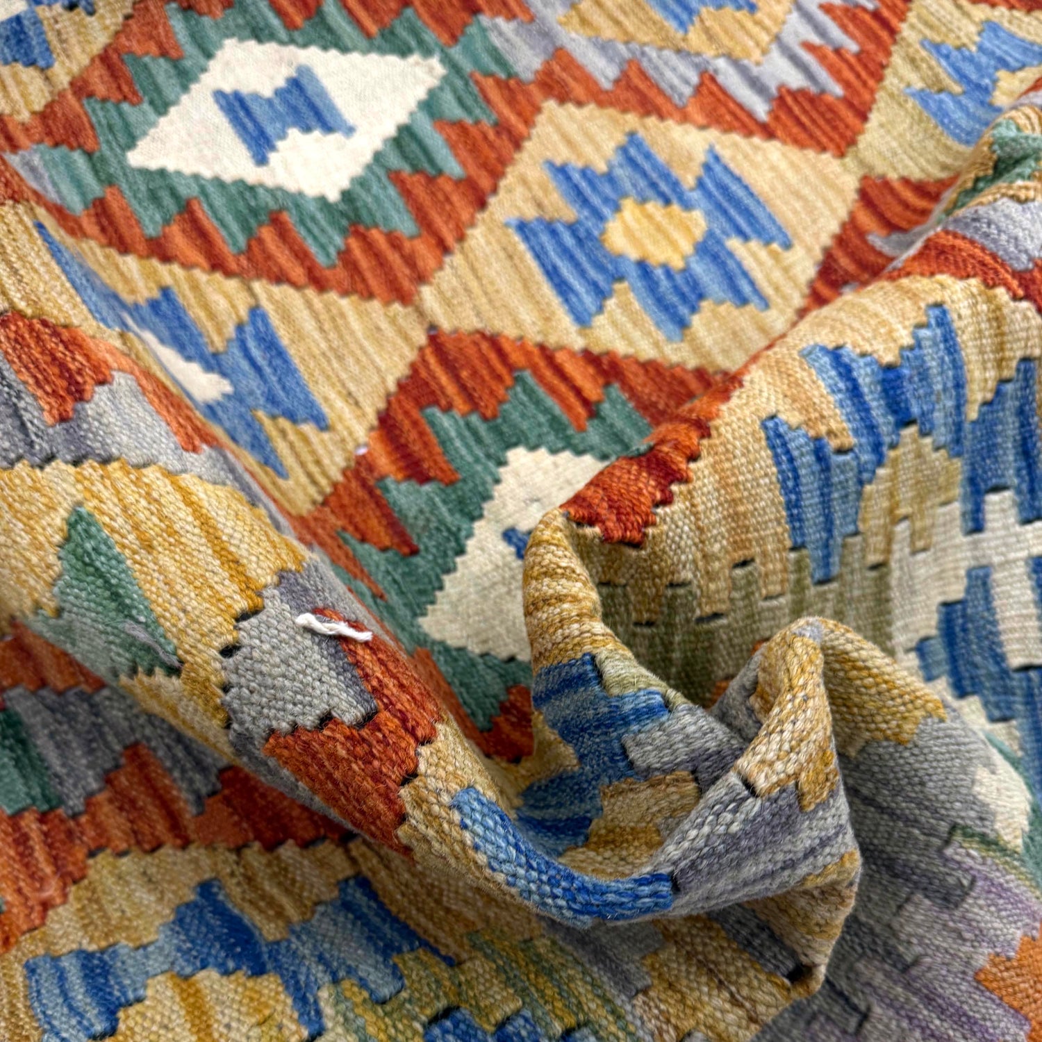 Handmade Vegetable Kilim 5' 11" x 7' 11" (ft) - No. Y39333