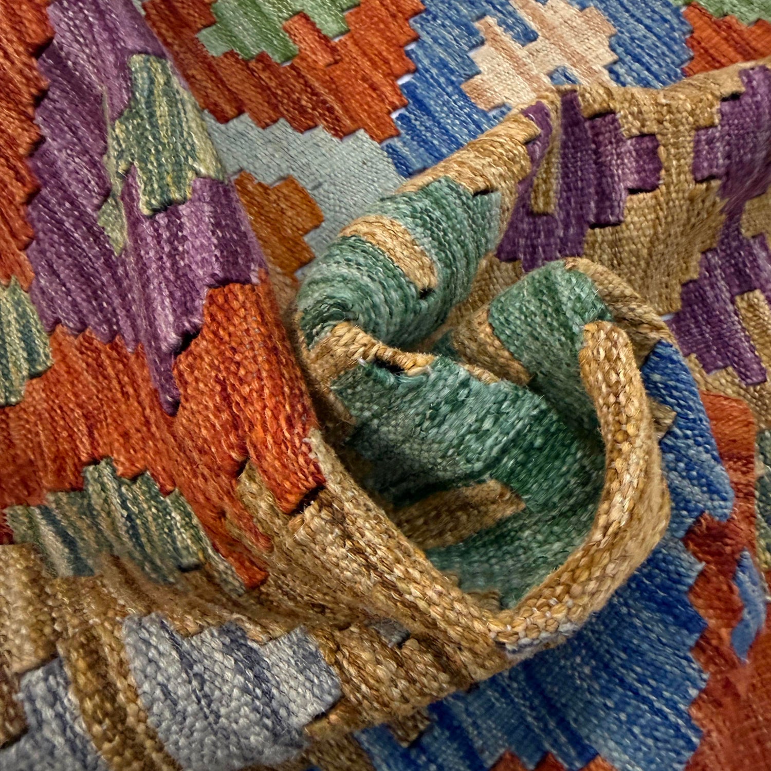 Handmade Vegetable Kilim 4' 2" x 5' 7" (ft) - No. Y39347