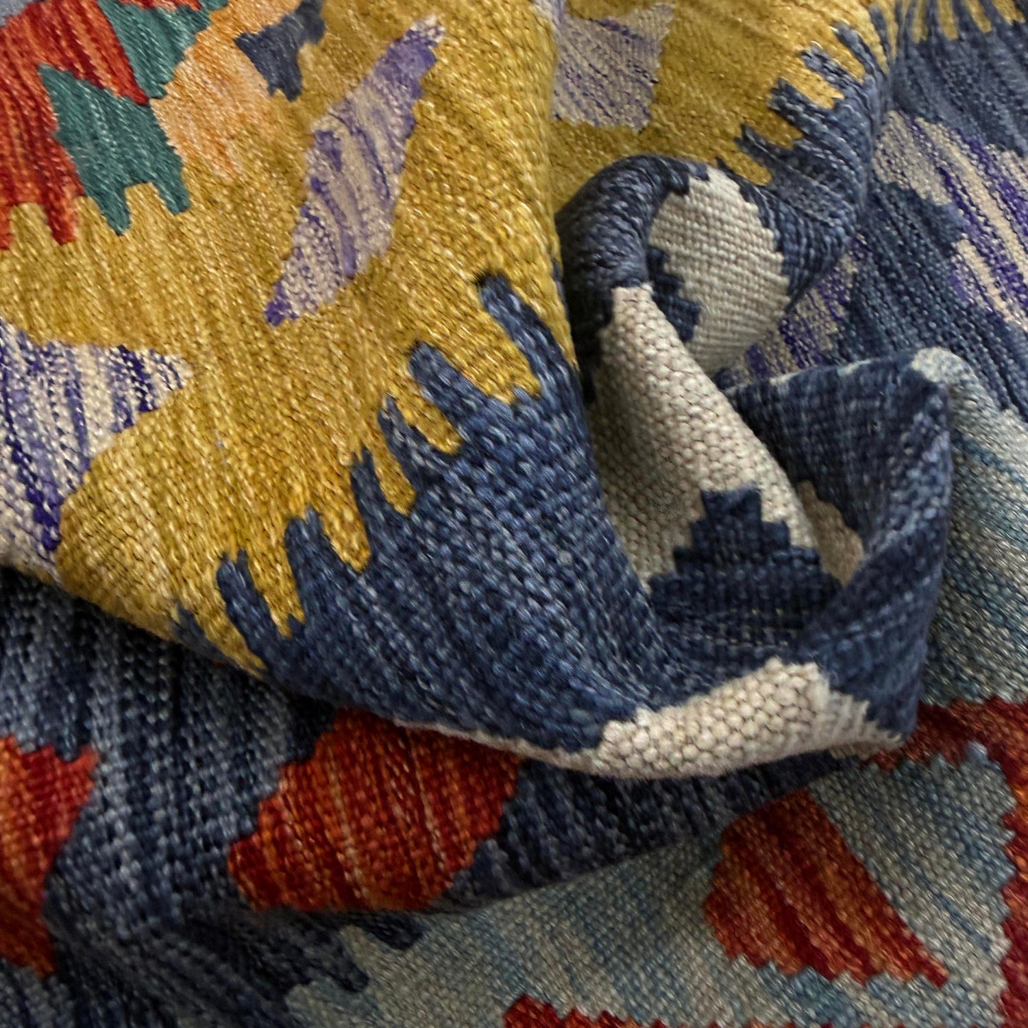 Handmade Vegetable Kilim 5' 10" x 8' 2" (ft) - No. Y39460