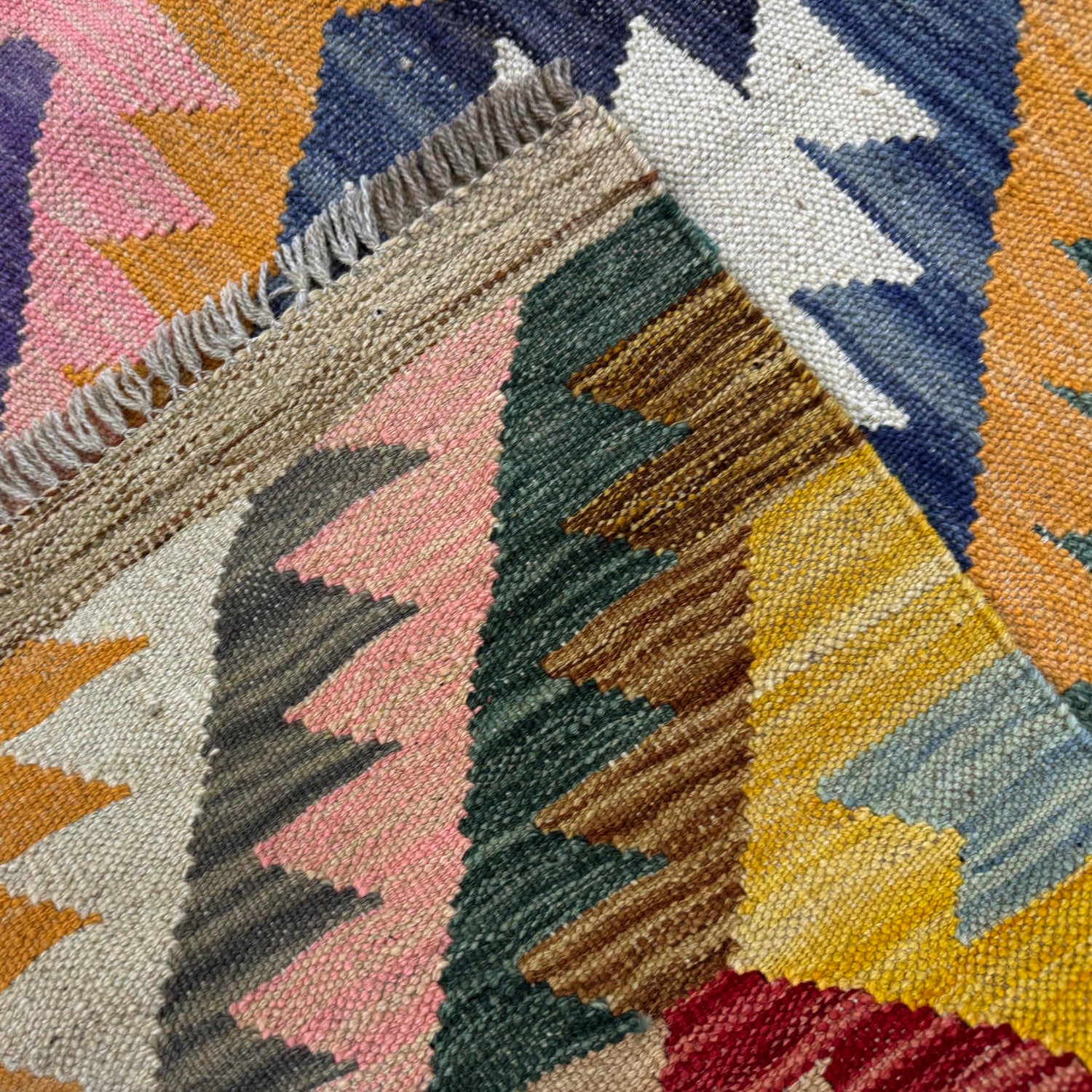 Handmade Vegetable Kilim 4' 1" x 6' 0" (ft) - No. Y39482
