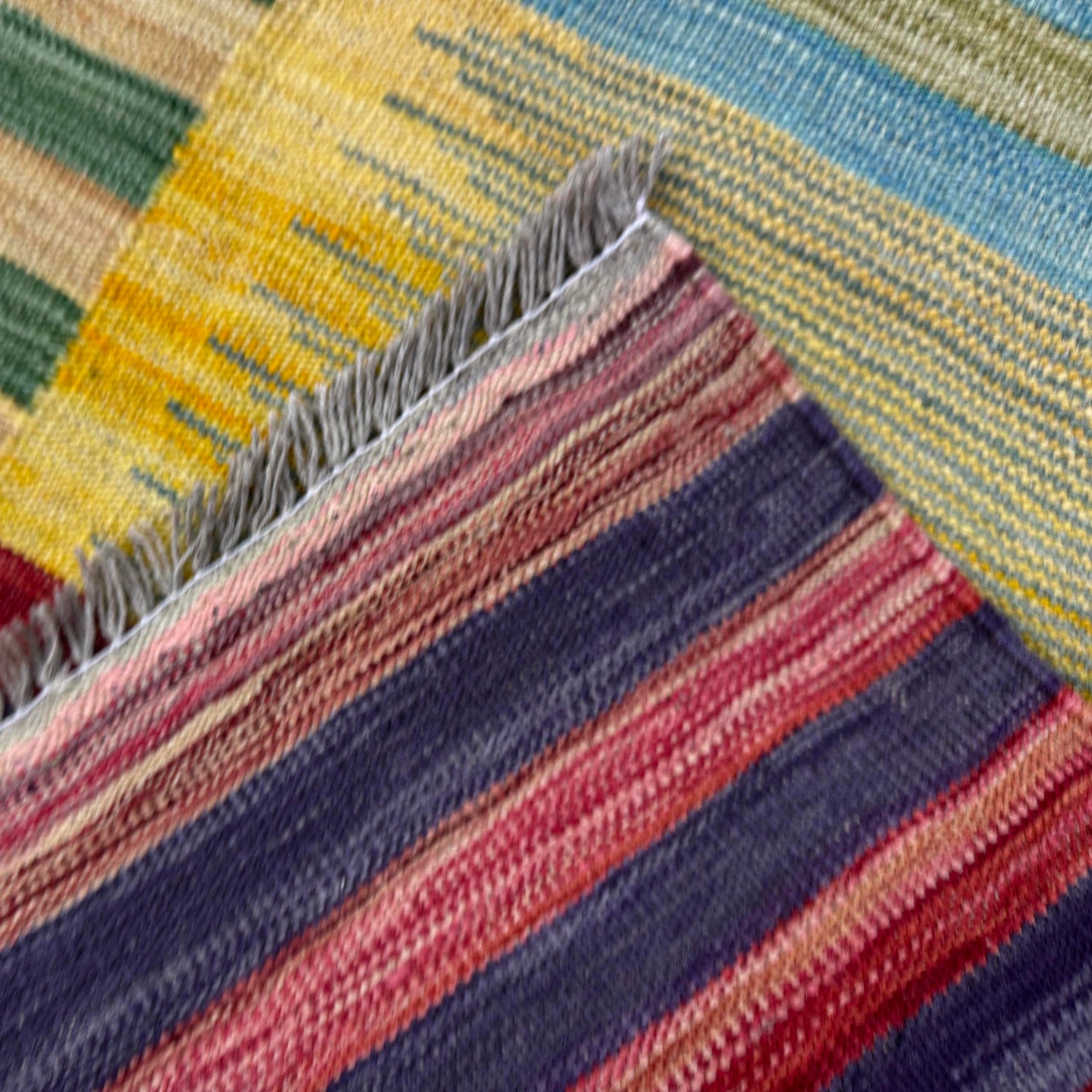 Handmade Vegetable Kilim 4' 9" x 6' 6" (ft) - No. Y39489