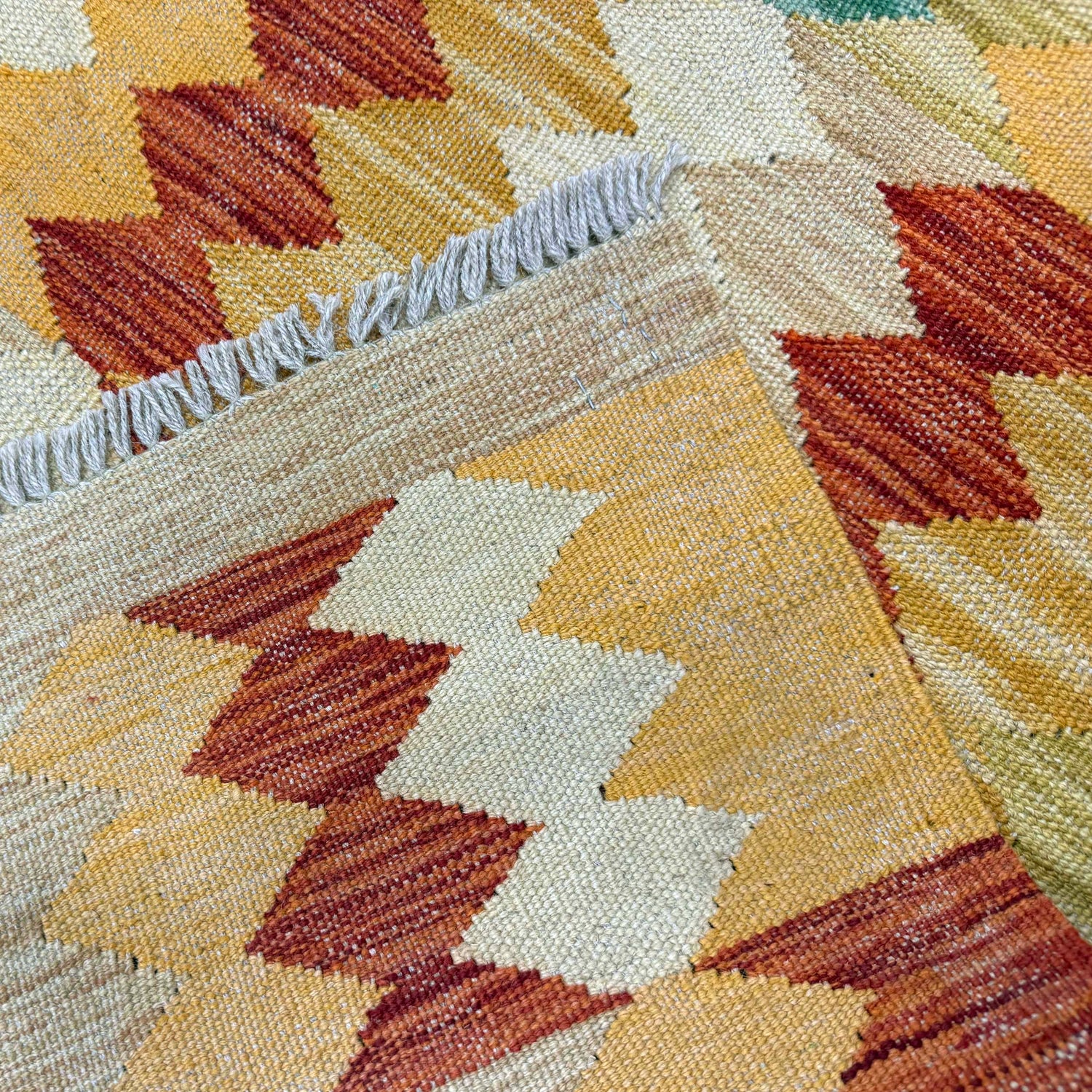 Handmade Vegetable Kilim 4' 2" x 5' 10" (ft) - No. Y39496