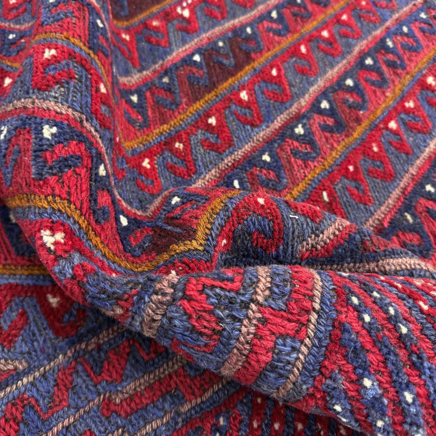 Small Square Rug 4' 5" x 4' 0" (ft) - No. Y39545