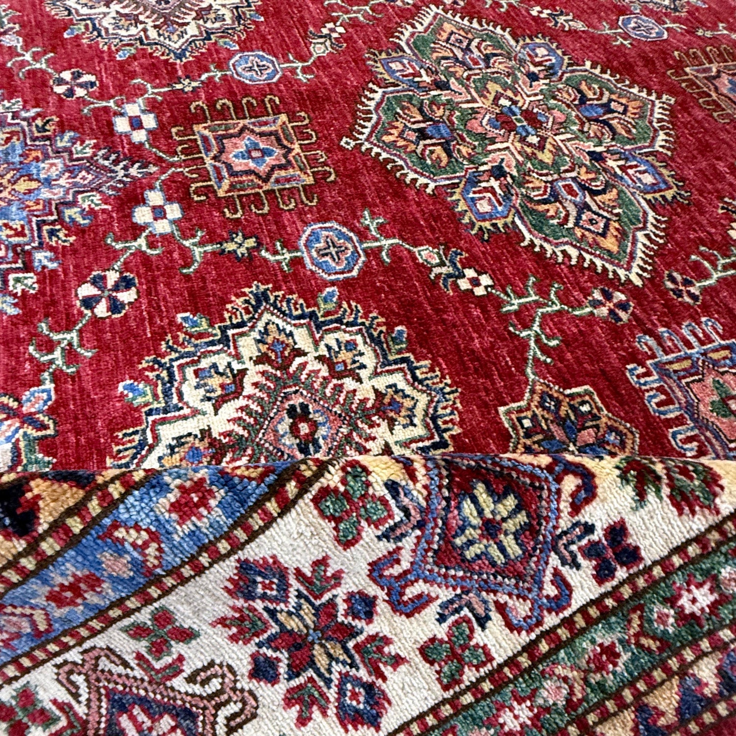 Premium Quality Kazak Rug 5' 7" x 7' 8" (ft) - No. Y39560