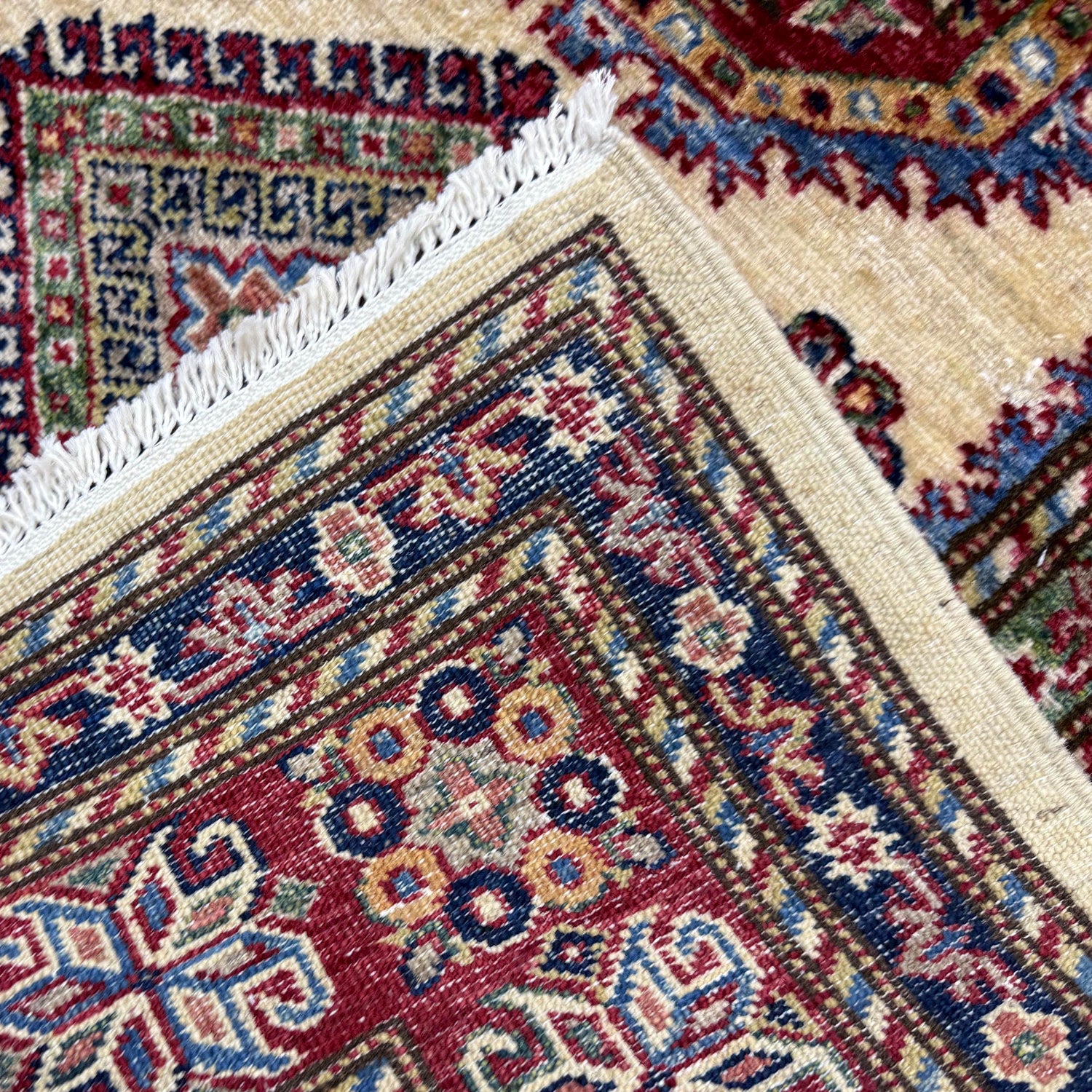 Luxury Kazak Qaleen 5' 9" x 7' 8" (ft) - No. Y39589